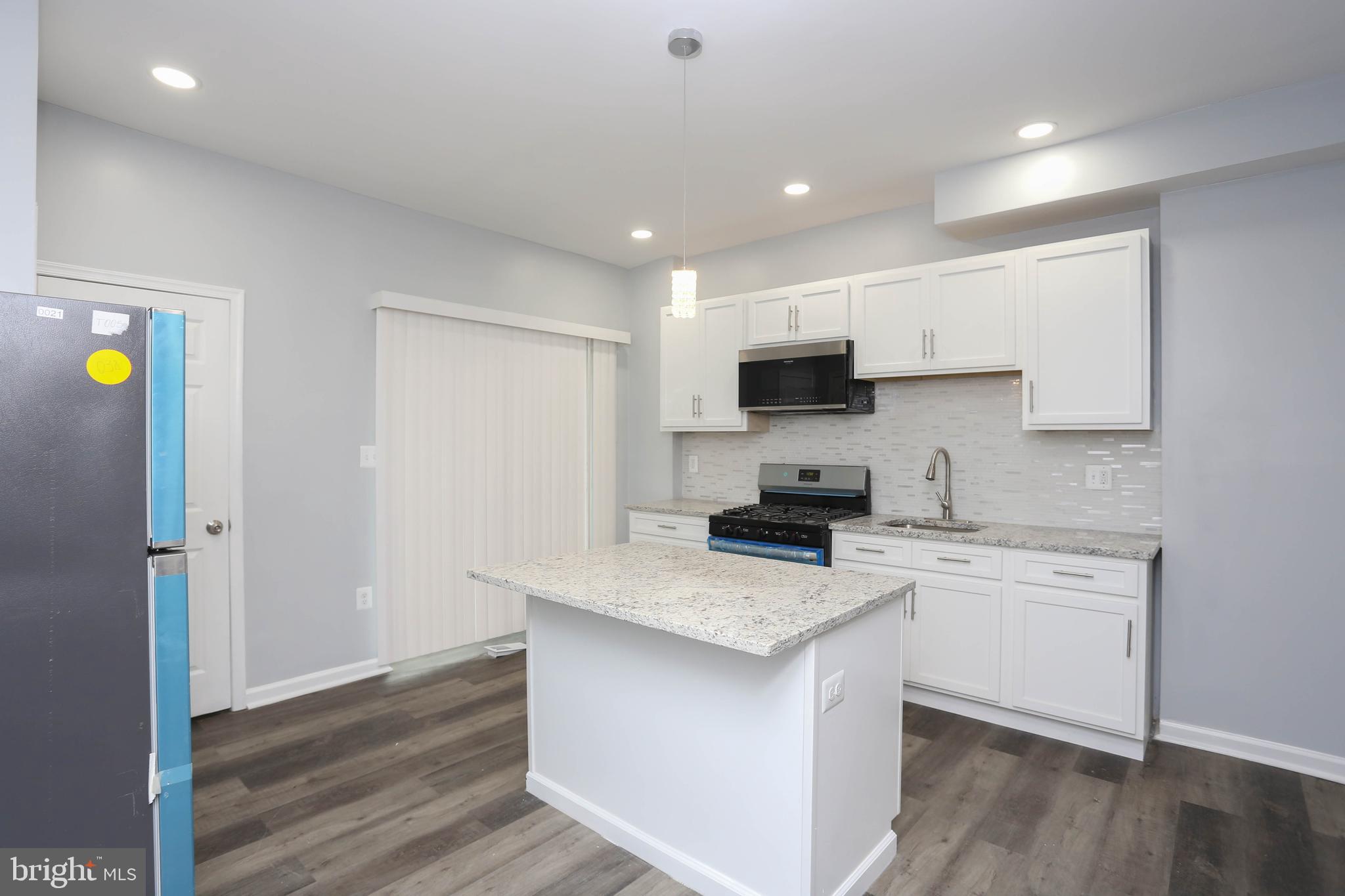 BIDDLE STREET - Residential Lease