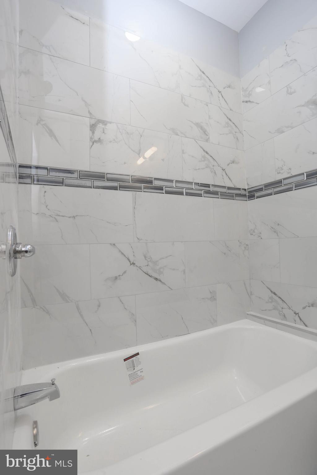 BIDDLE STREET - Residential Lease