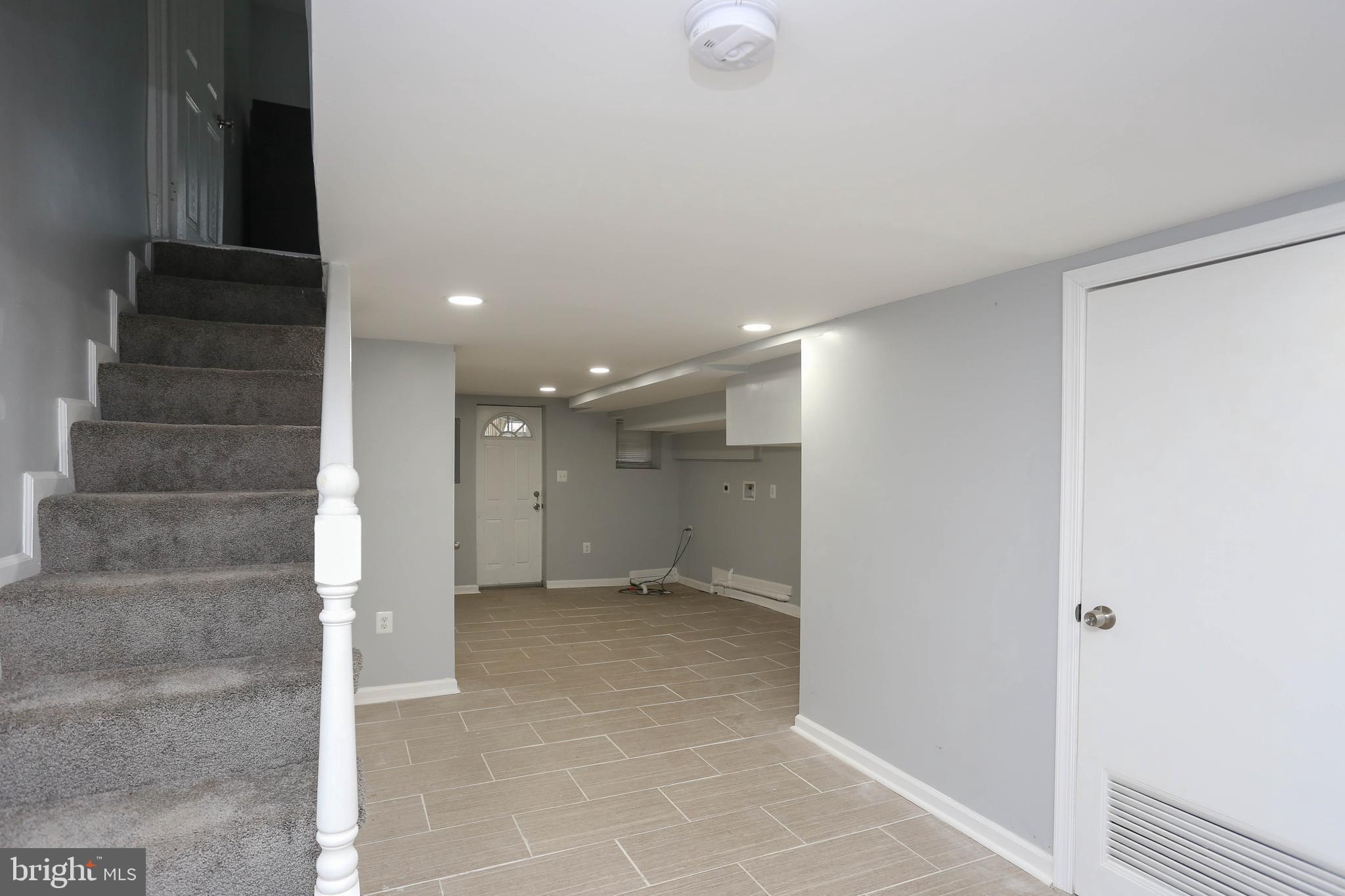 BIDDLE STREET - Residential Lease