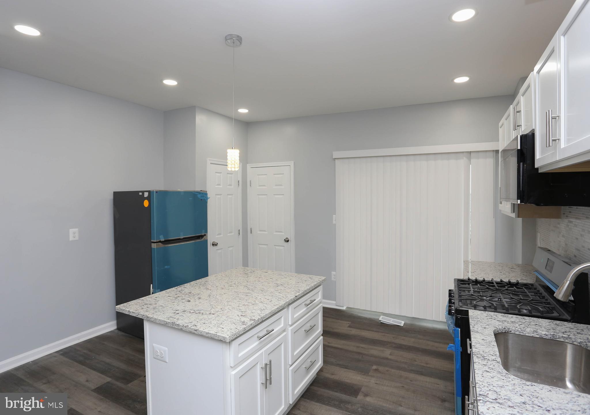 BIDDLE STREET - Residential Lease