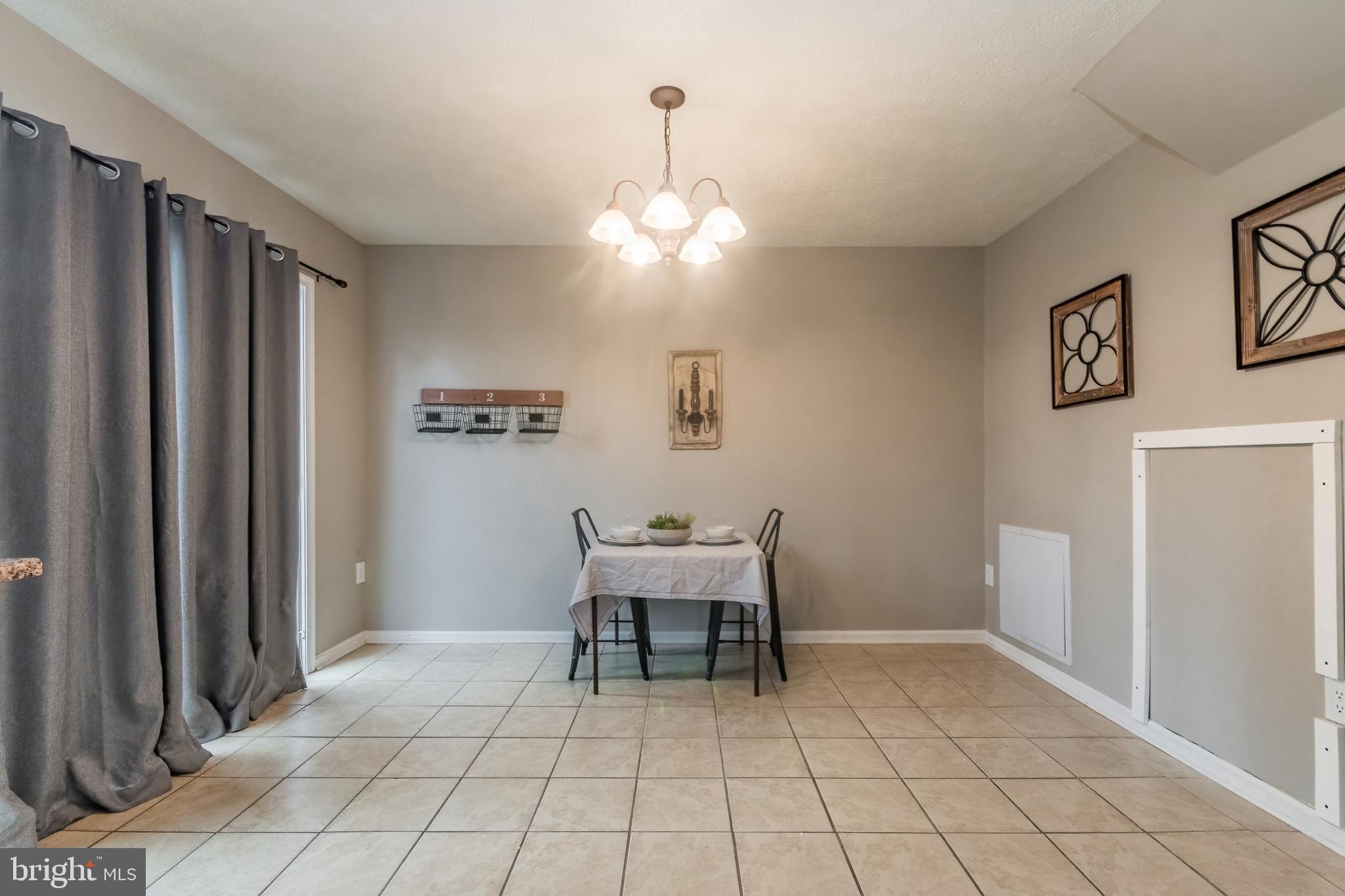 MUSSELMAN SQUARE - Residential