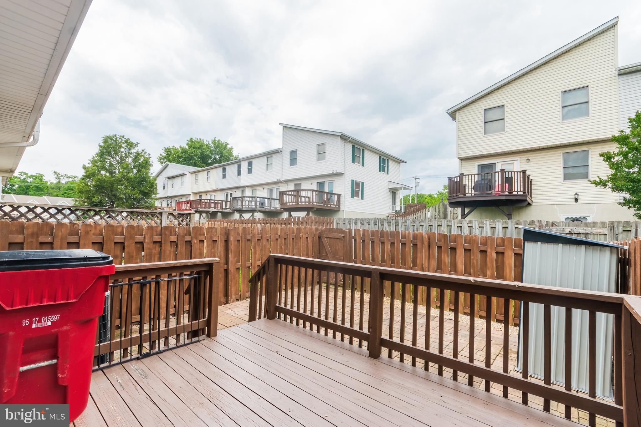 MUSSELMAN SQUARE - Residential