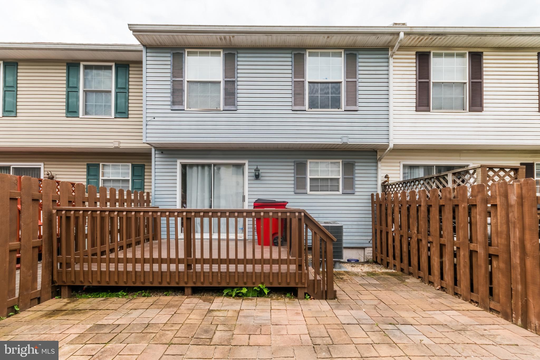 MUSSELMAN SQUARE - Residential