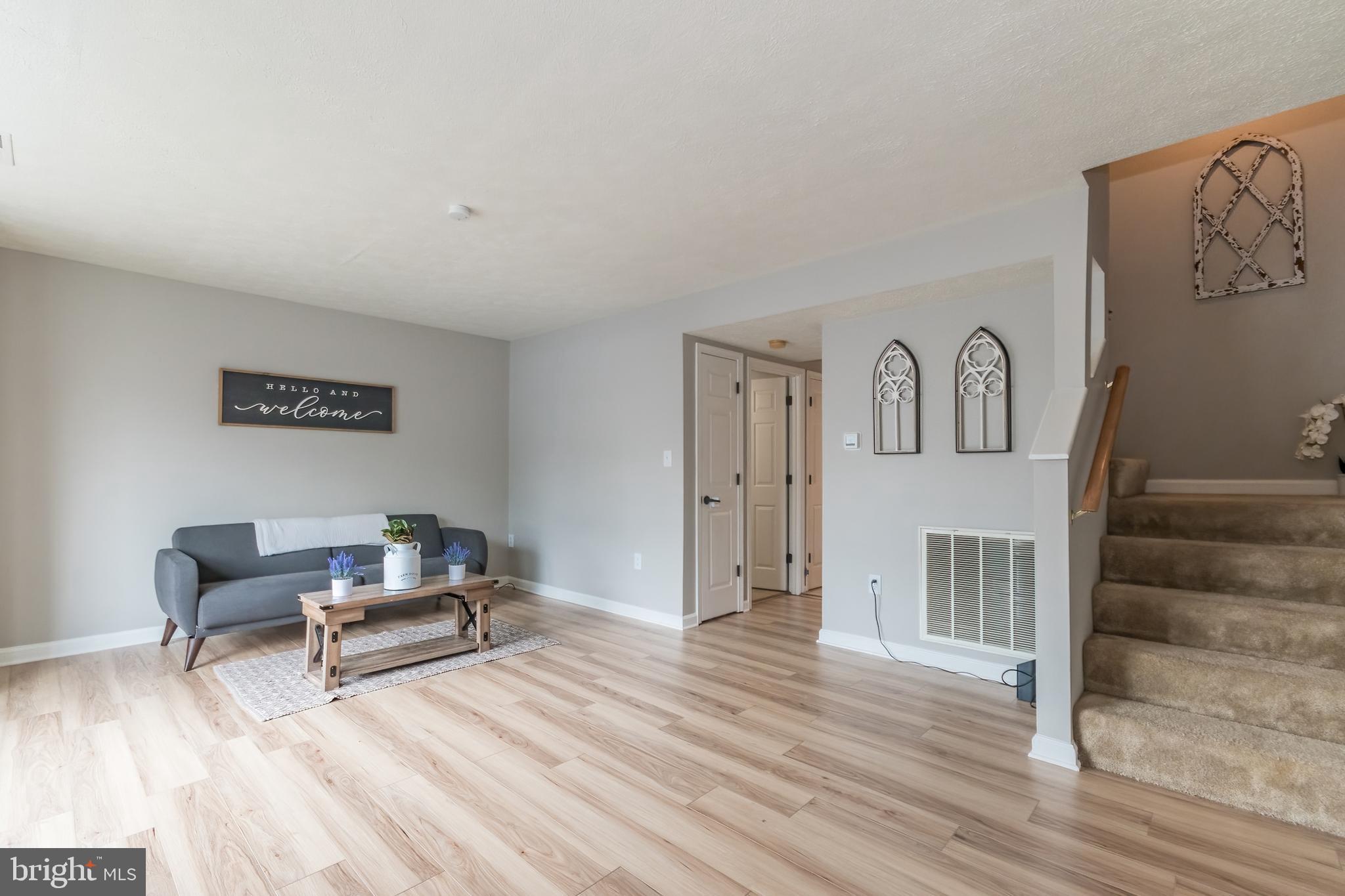 MUSSELMAN SQUARE - Residential