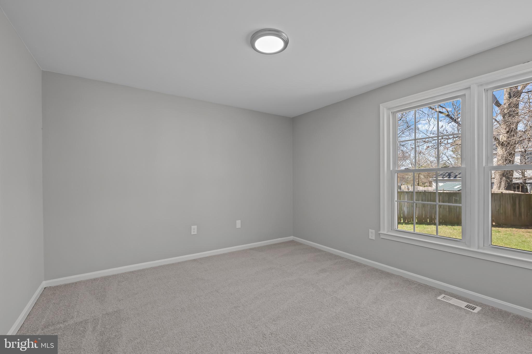 MINERAL SPRING VILLAGE - Residential