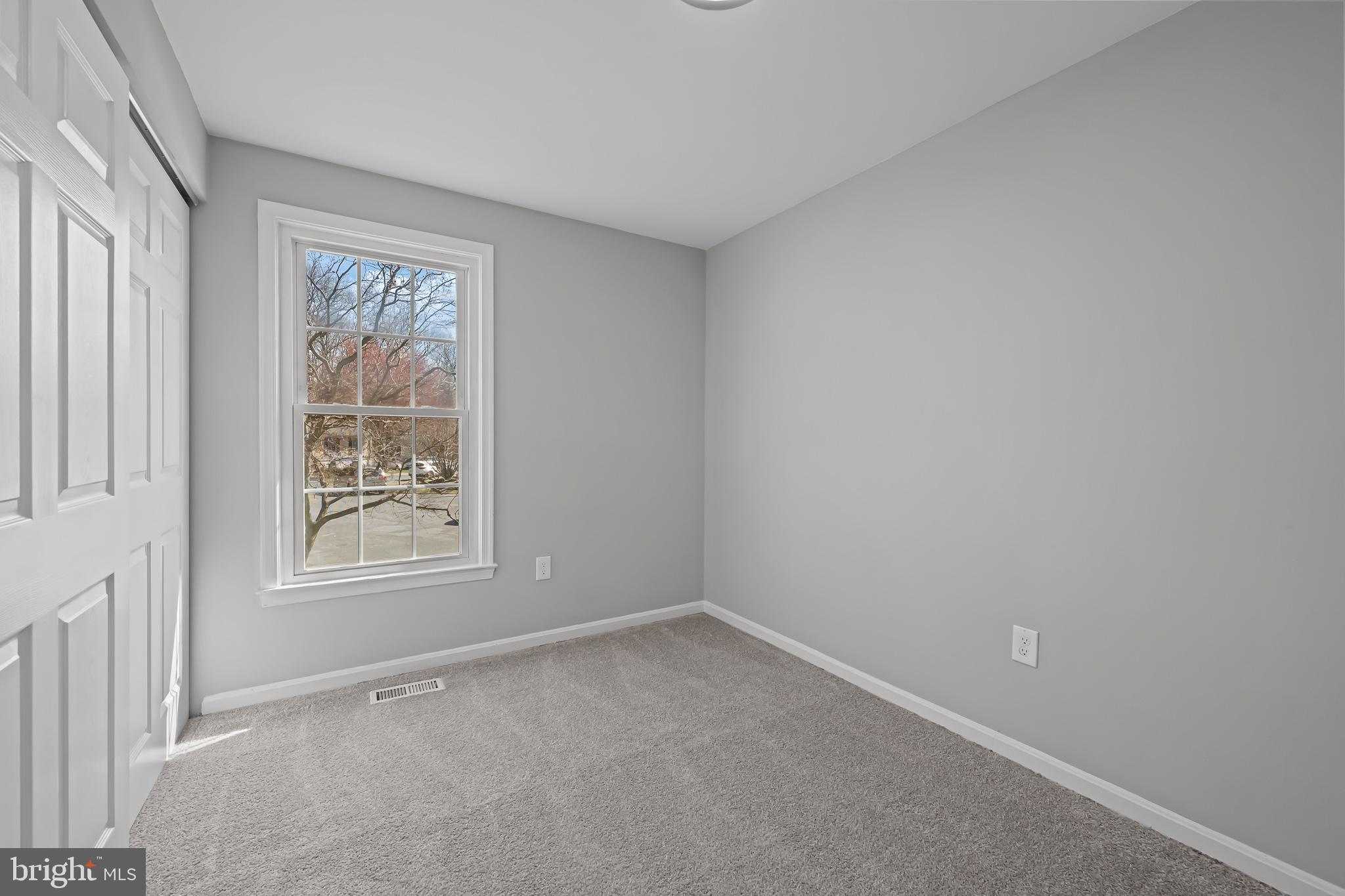 MINERAL SPRING VILLAGE - Residential