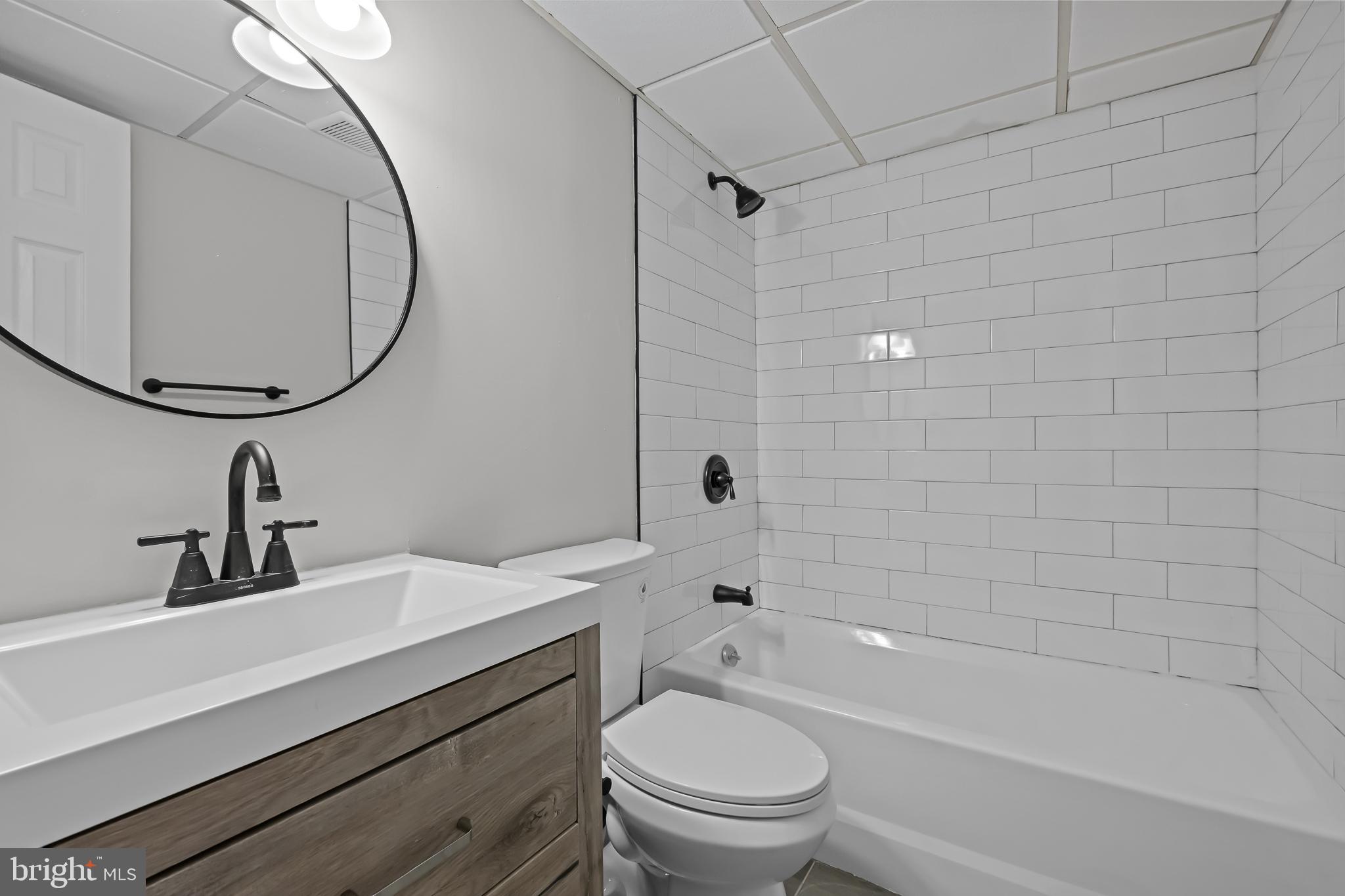 MINERAL SPRING VILLAGE - Residential