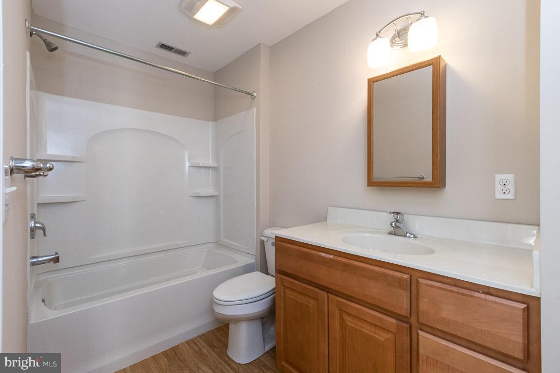 HOLLY HAVEN - Residential Lease