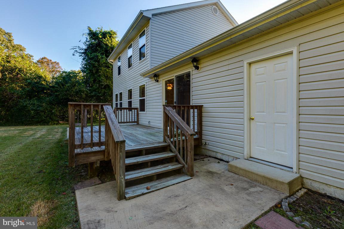 HOLLY HAVEN - Residential Lease