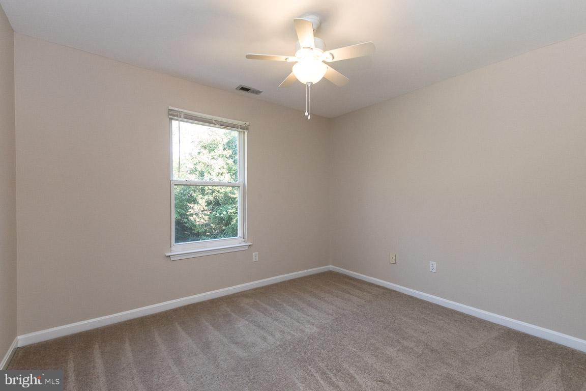 HOLLY HAVEN - Residential Lease