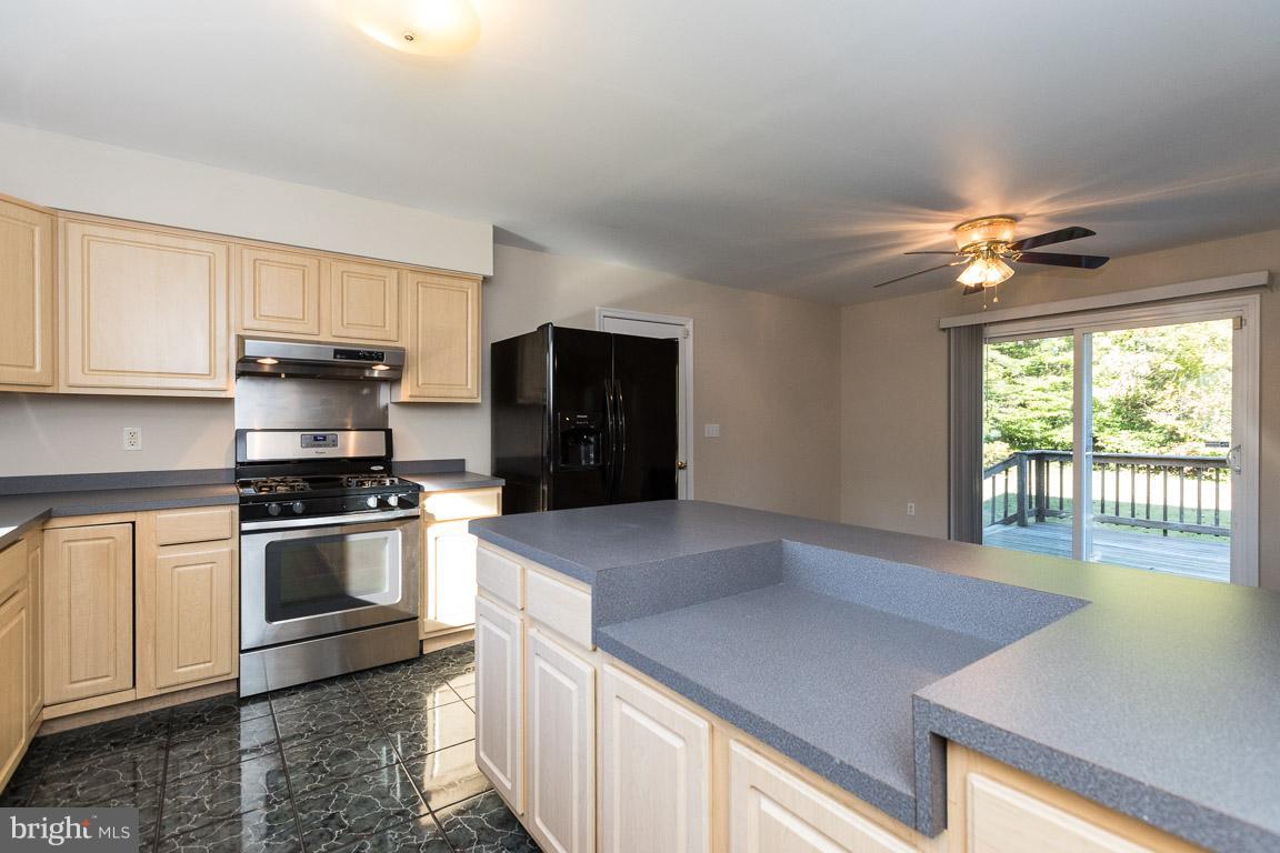 HOLLY HAVEN - Residential Lease