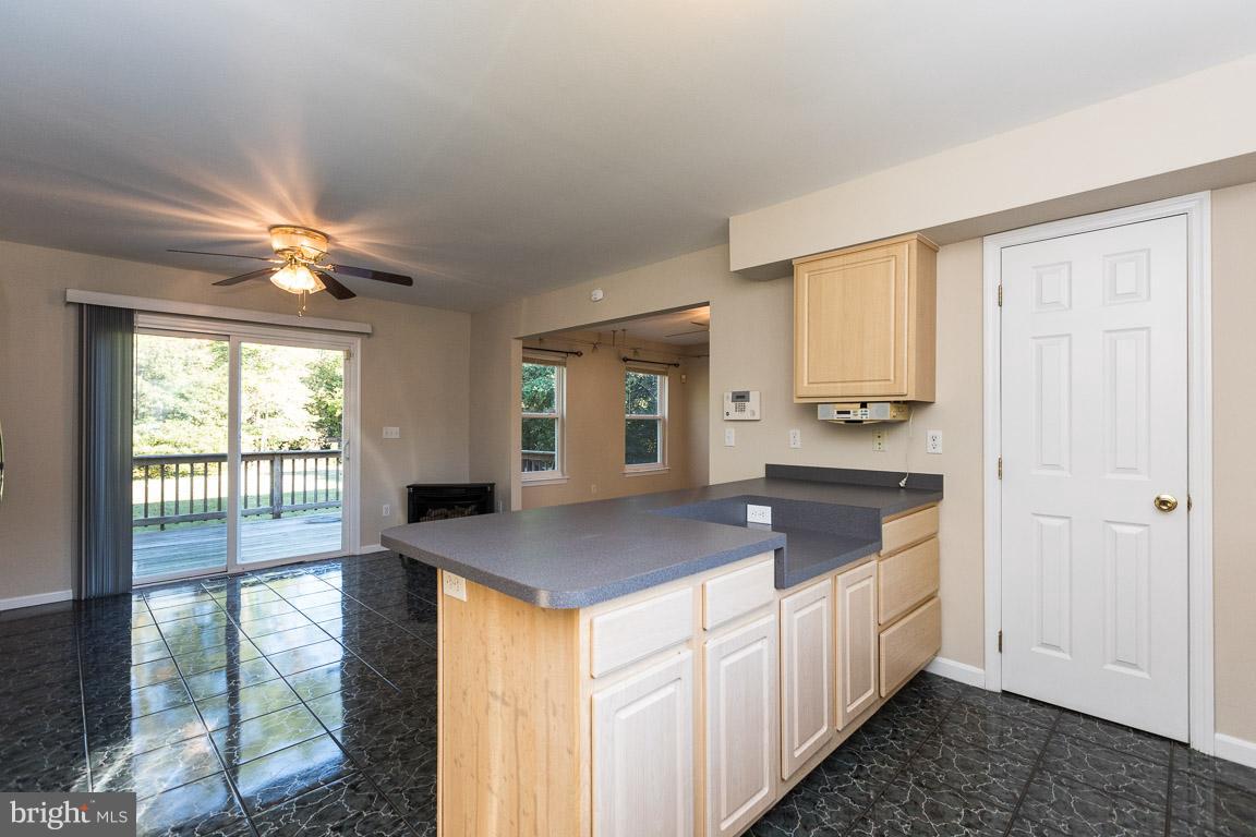 HOLLY HAVEN - Residential Lease