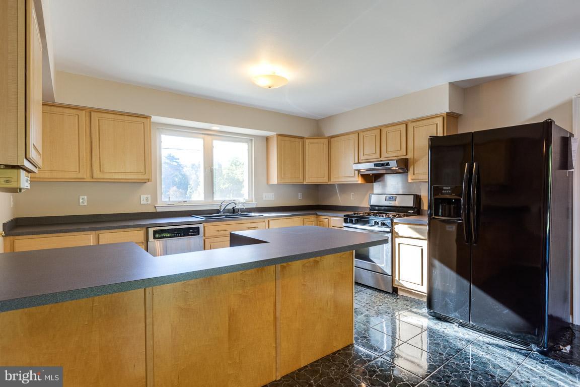 HOLLY HAVEN - Residential Lease