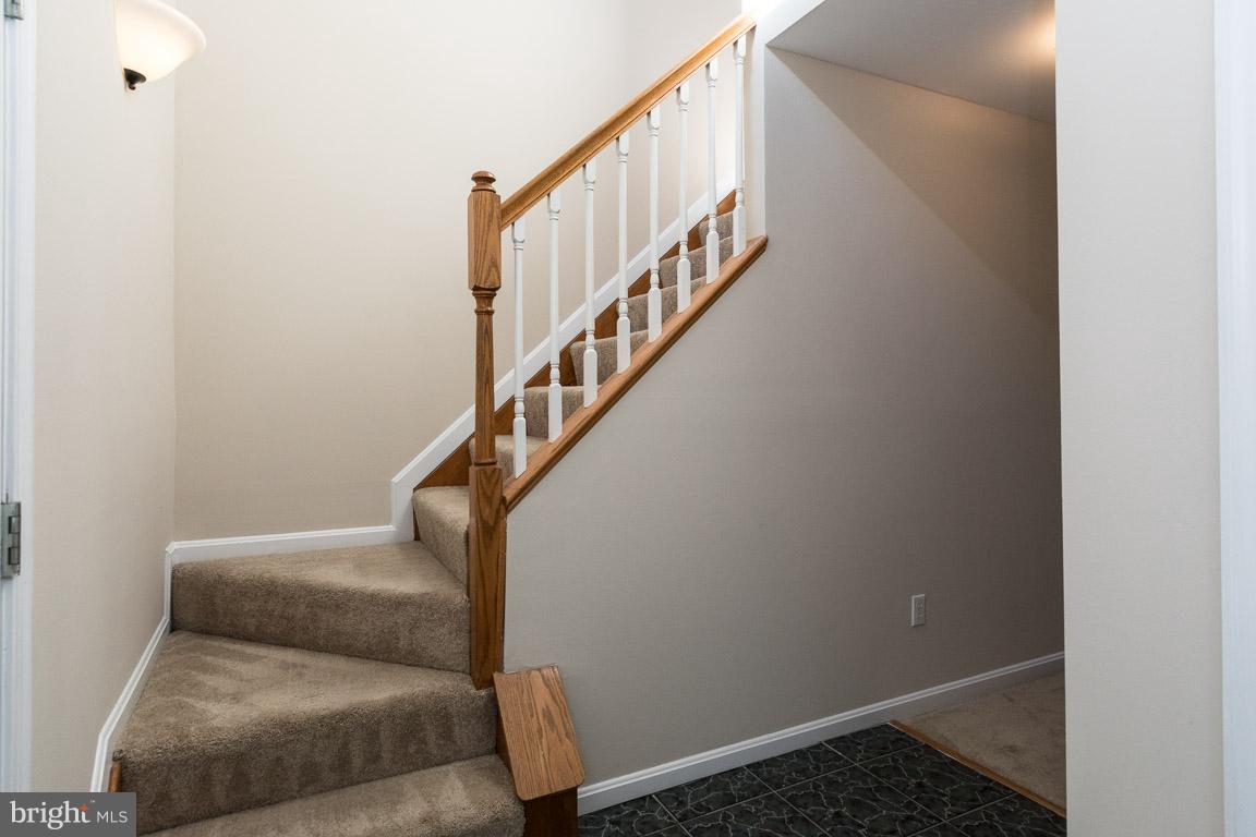 HOLLY HAVEN - Residential Lease