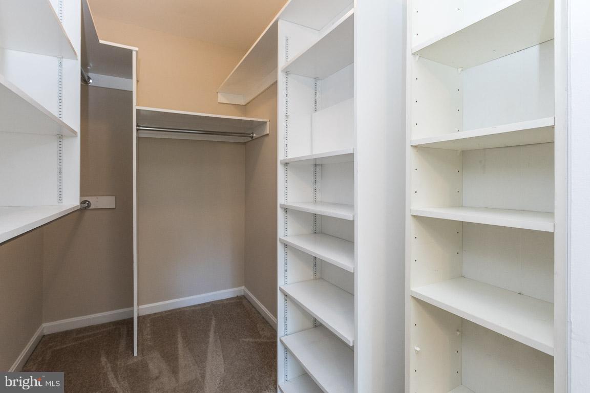 HOLLY HAVEN - Residential Lease