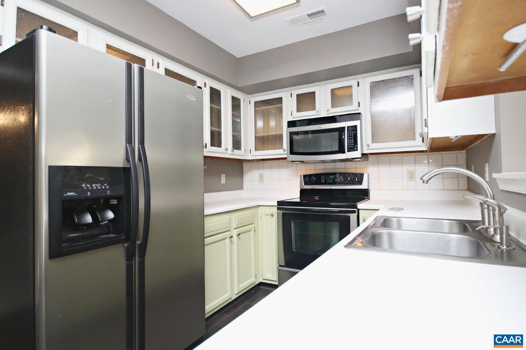 STONEHENGE - Residential Lease