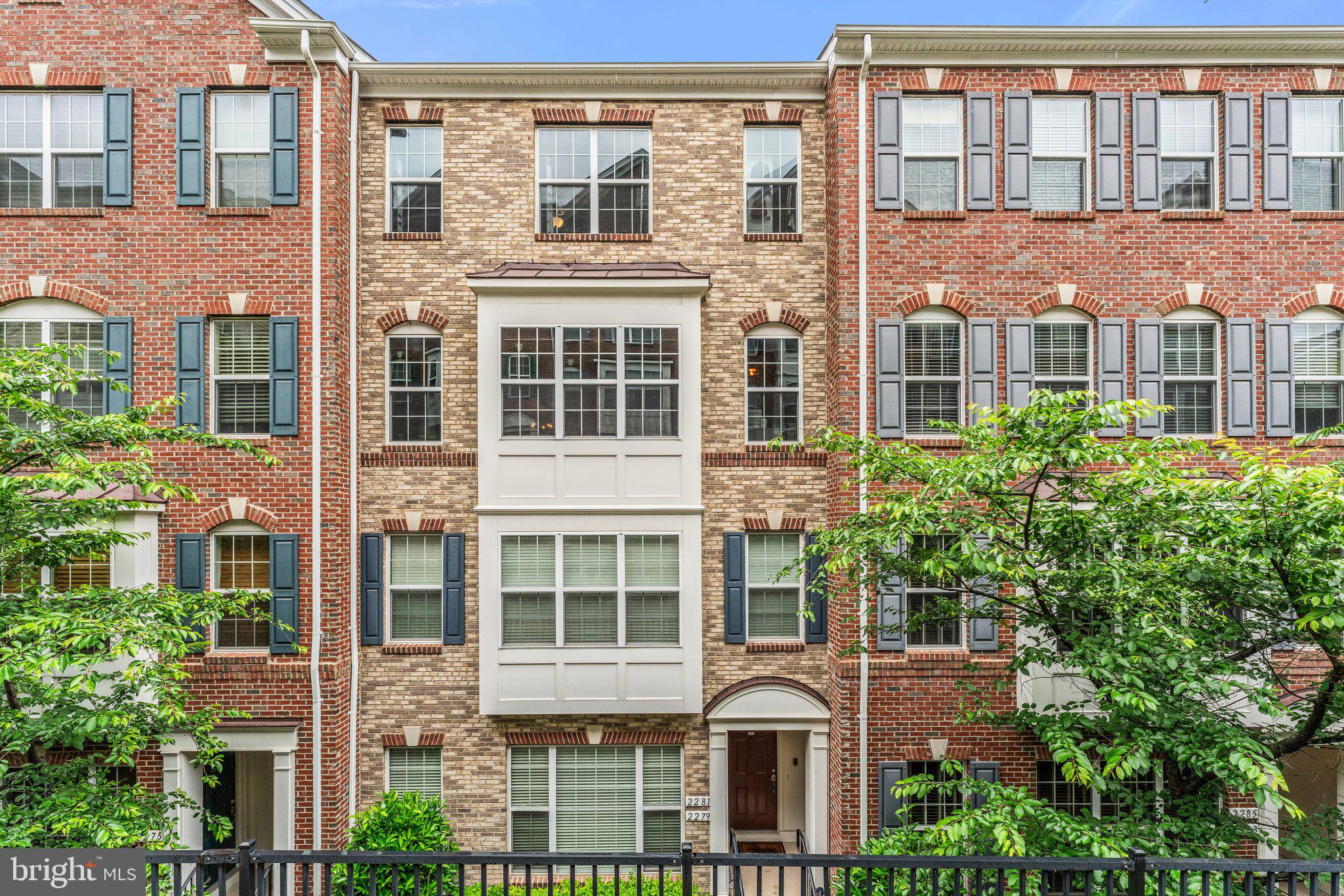 POTOMAC CLUB - Residential