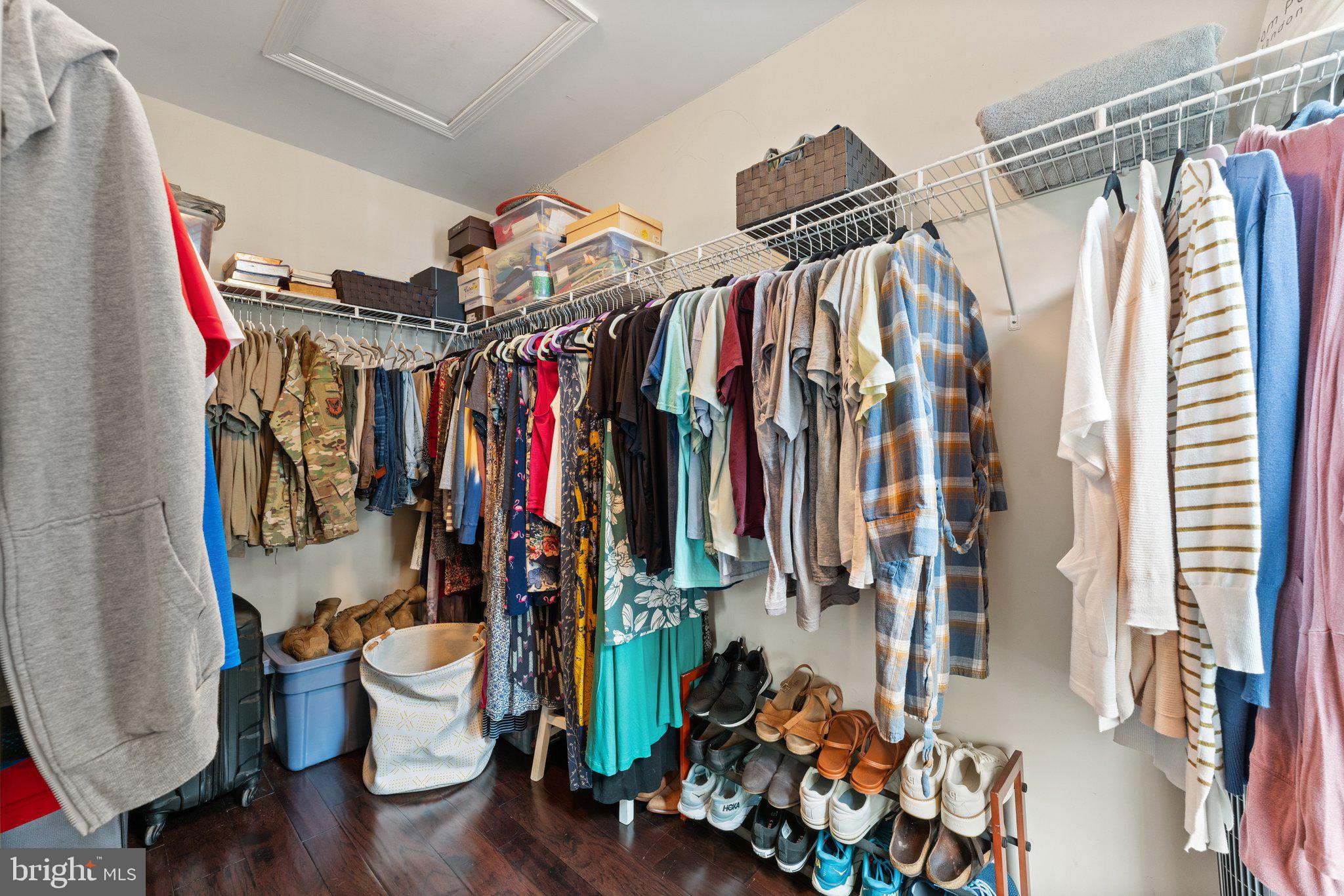 POTOMAC CLUB - Residential