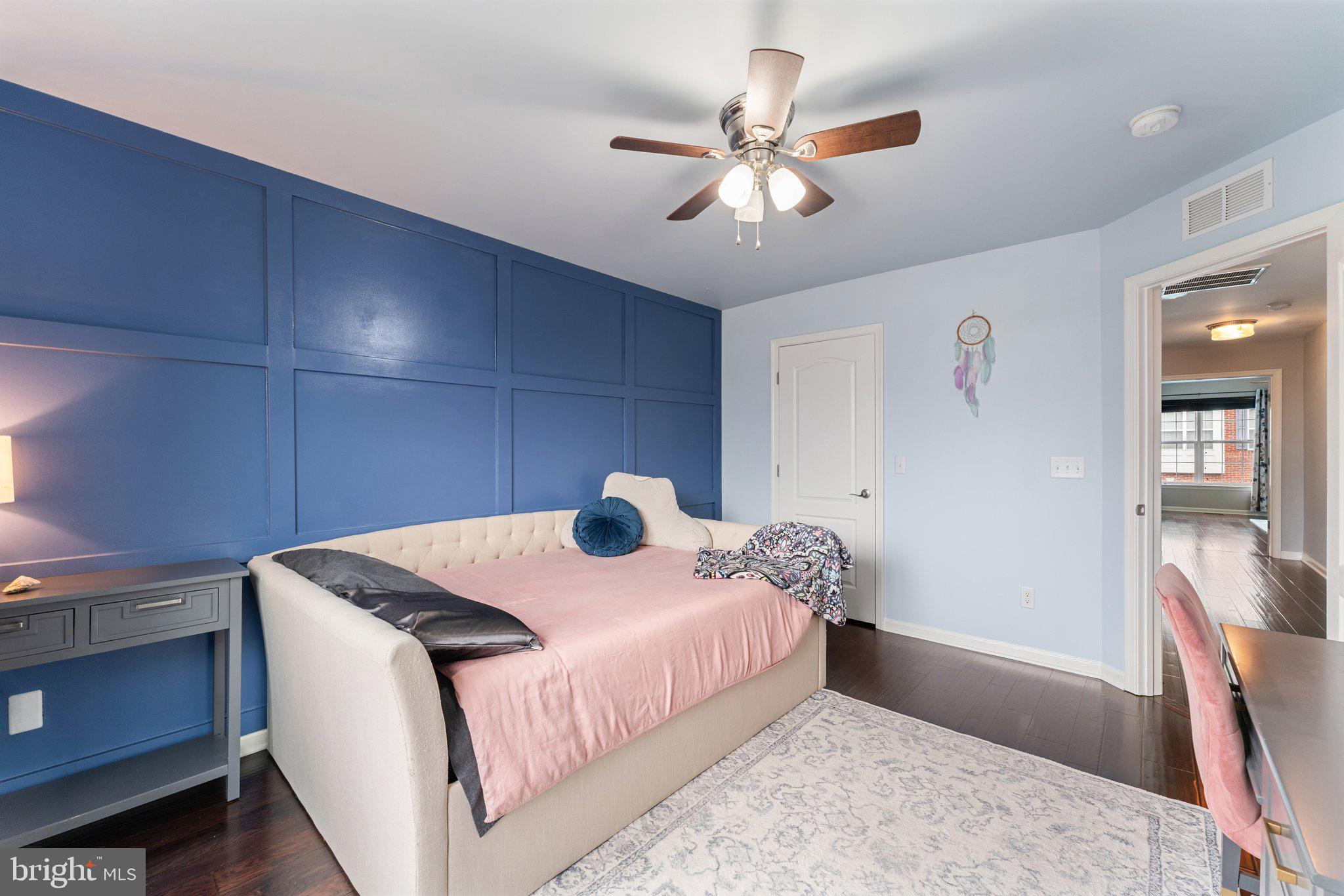 POTOMAC CLUB - Residential