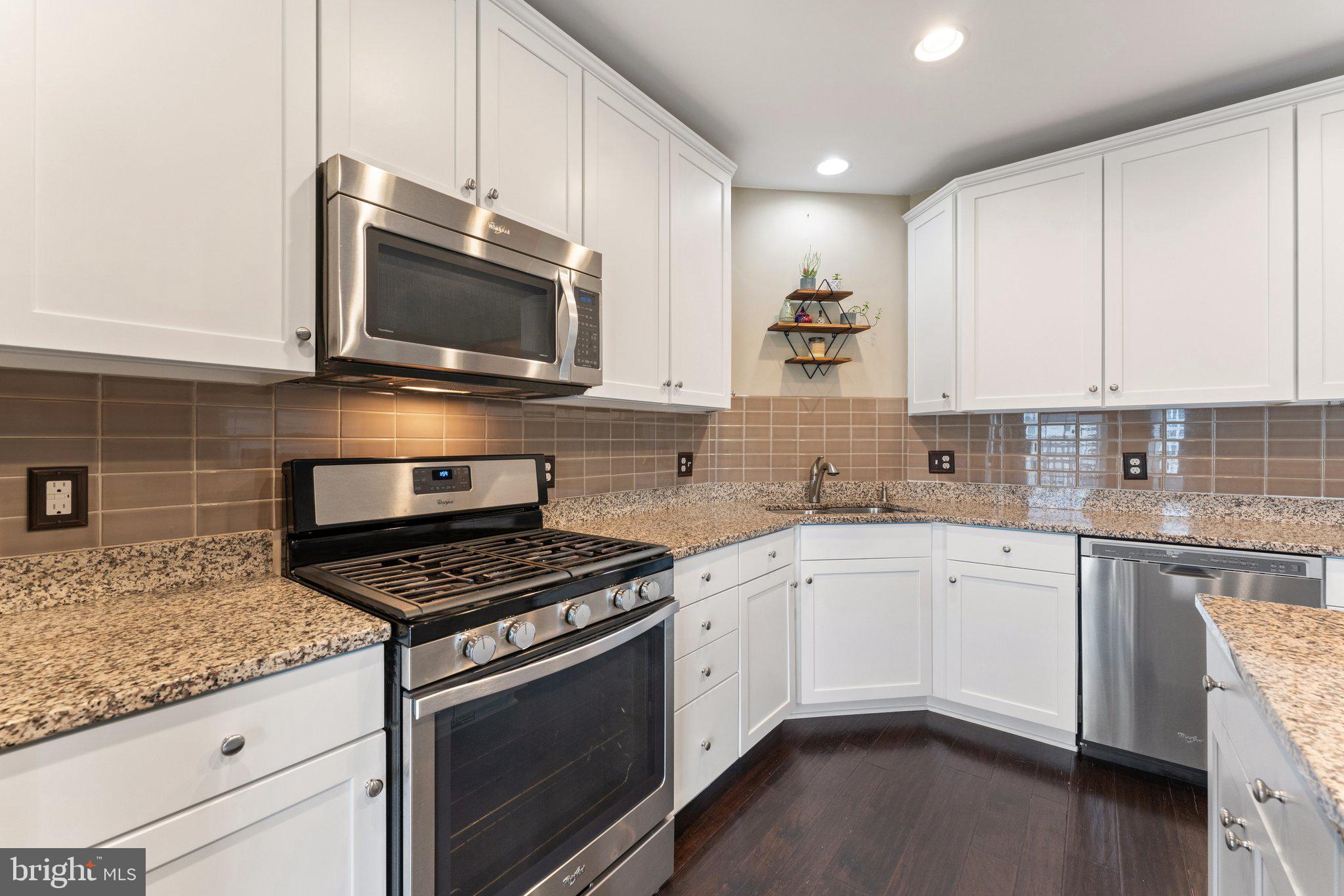 POTOMAC CLUB - Residential