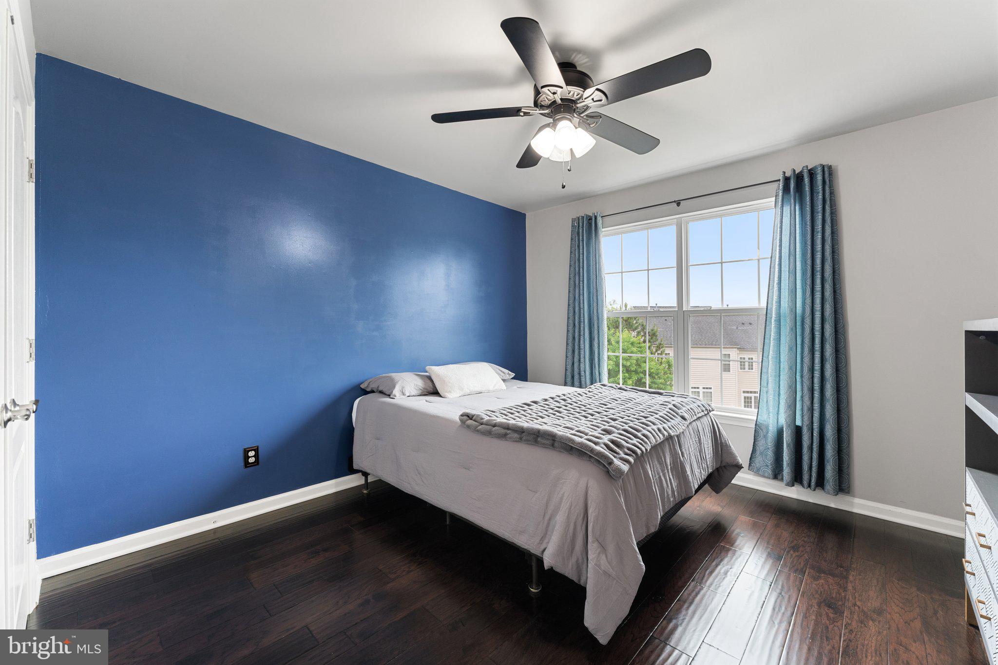 POTOMAC CLUB - Residential