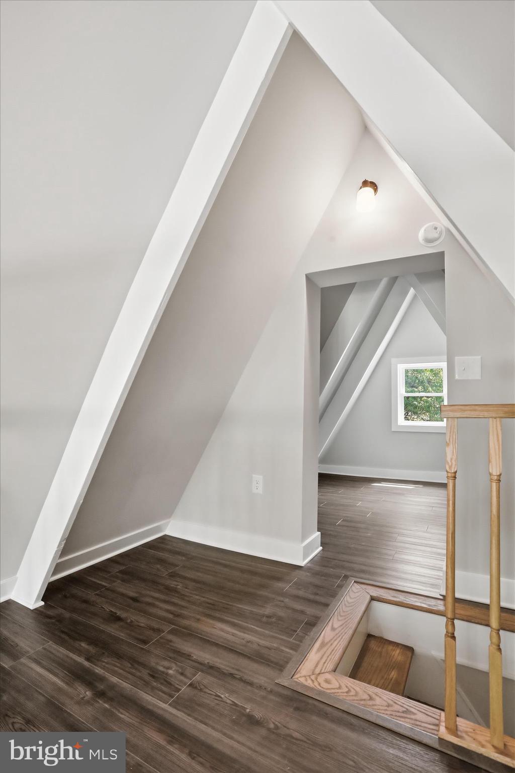 SHENANDOAH  SHORES - Residential