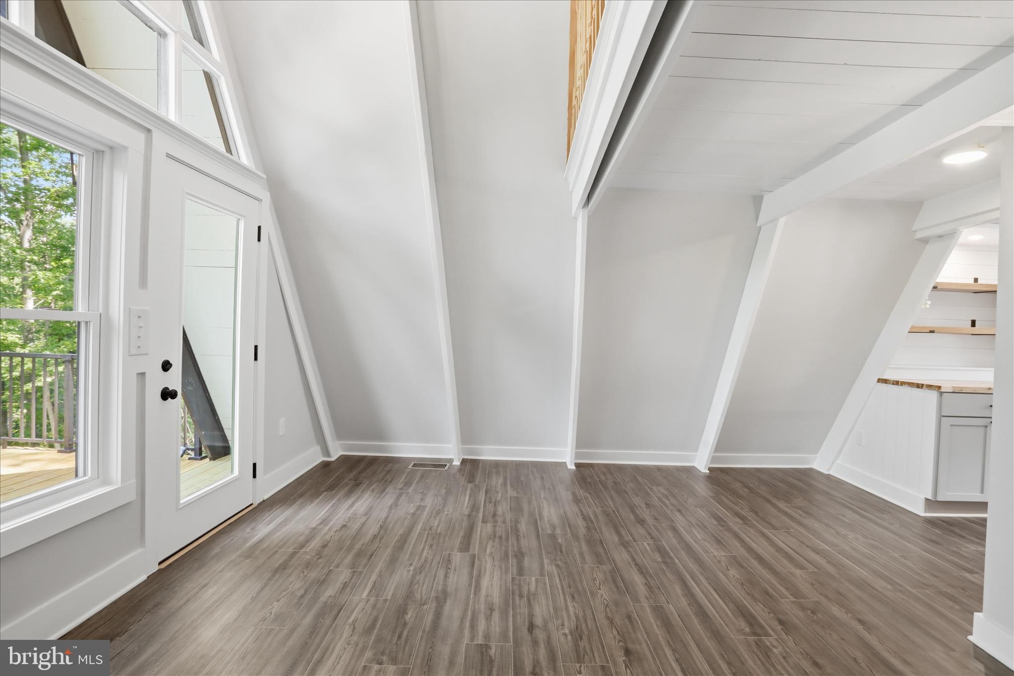 SHENANDOAH  SHORES - Residential