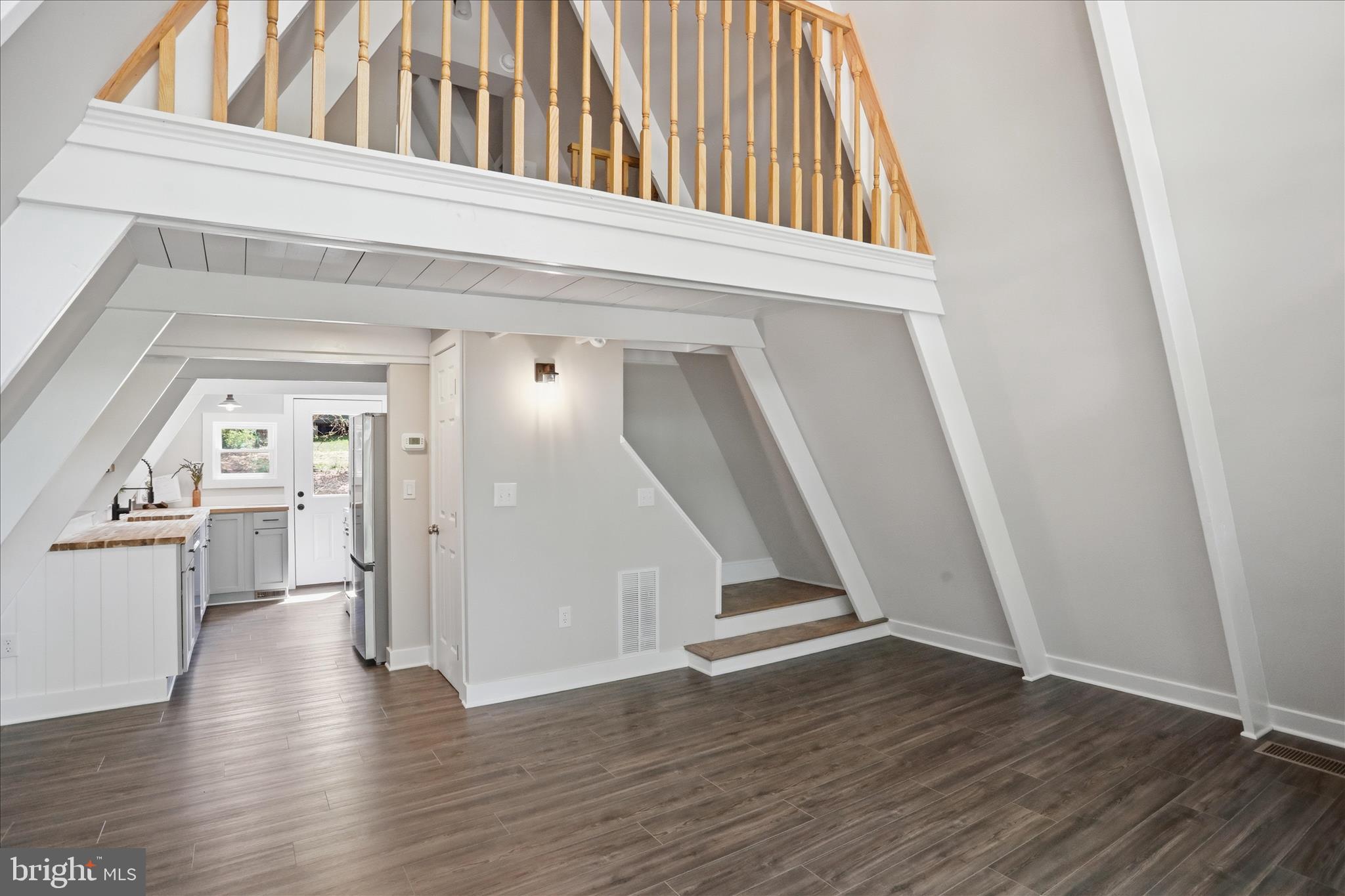 SHENANDOAH  SHORES - Residential