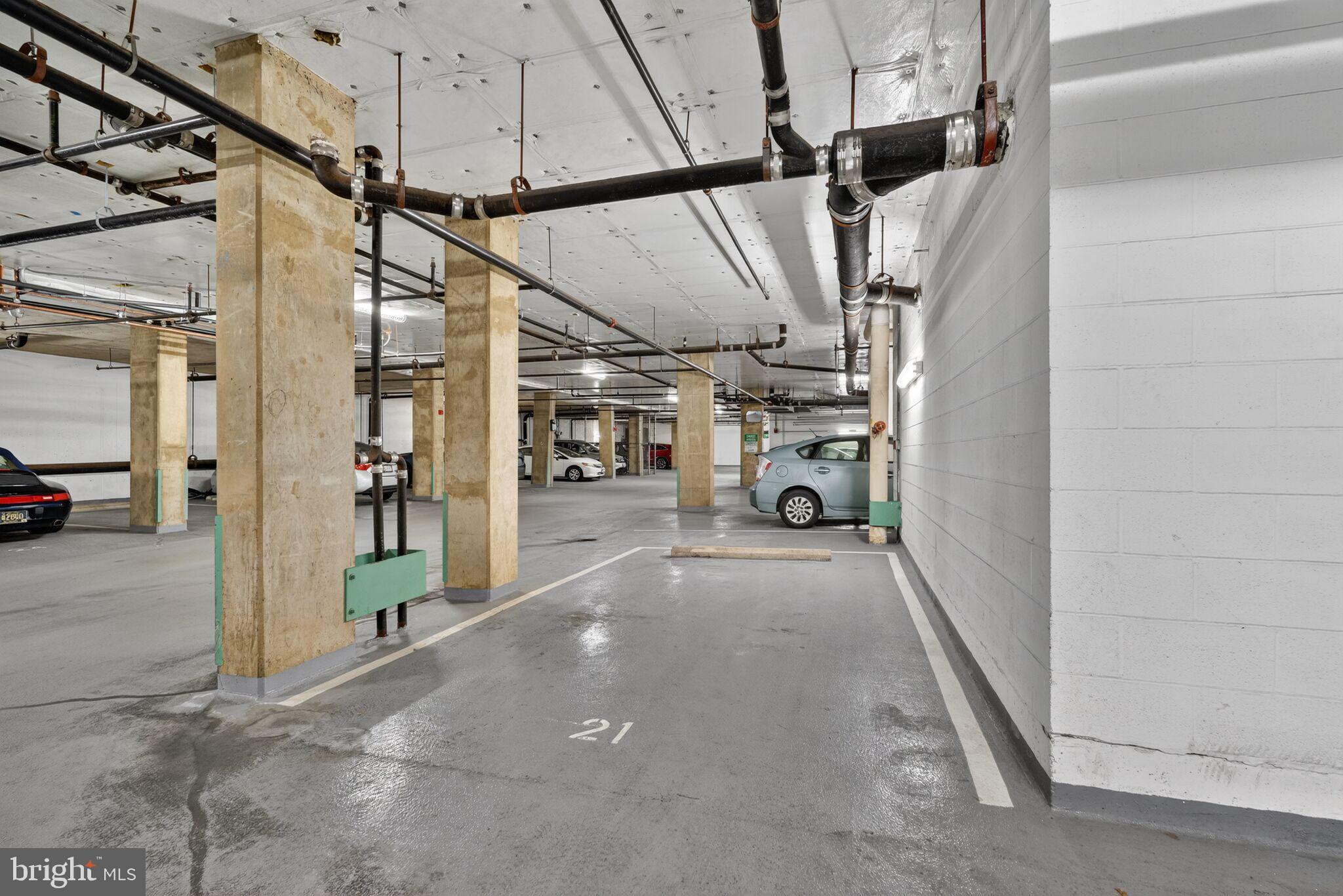 THE CHRISTOPHER - Residential