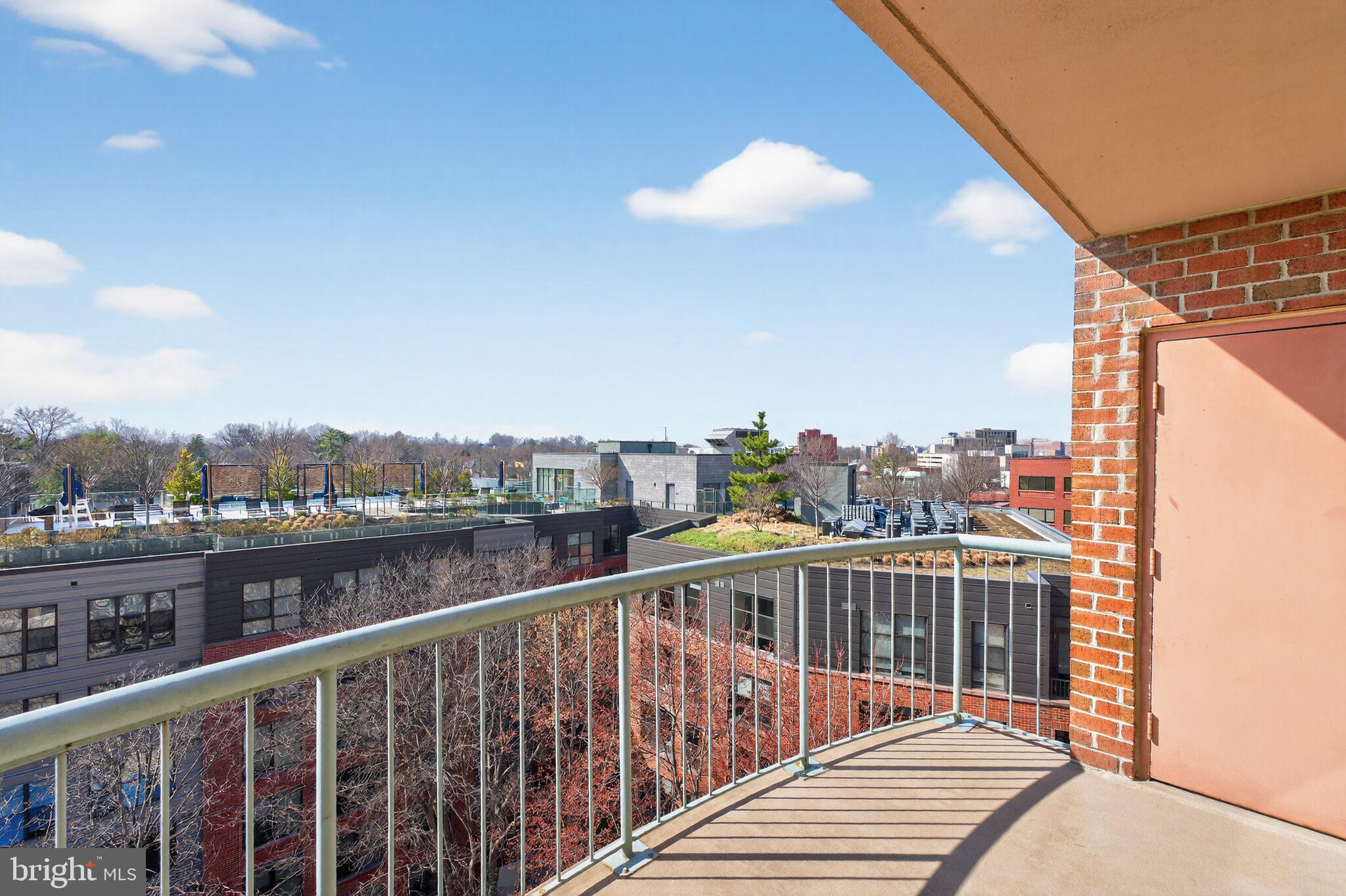 THE CHRISTOPHER - Residential