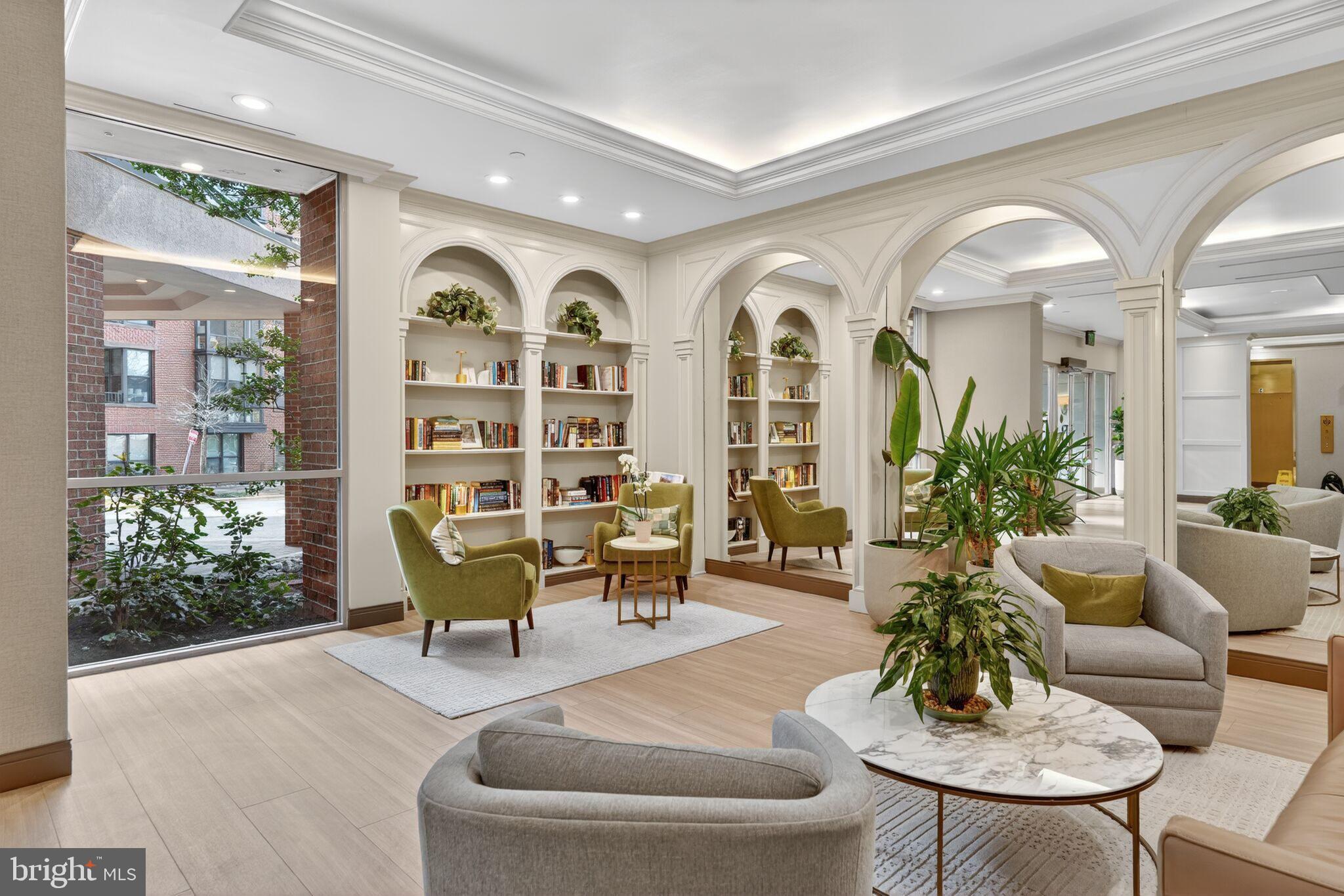 THE CHRISTOPHER - Residential