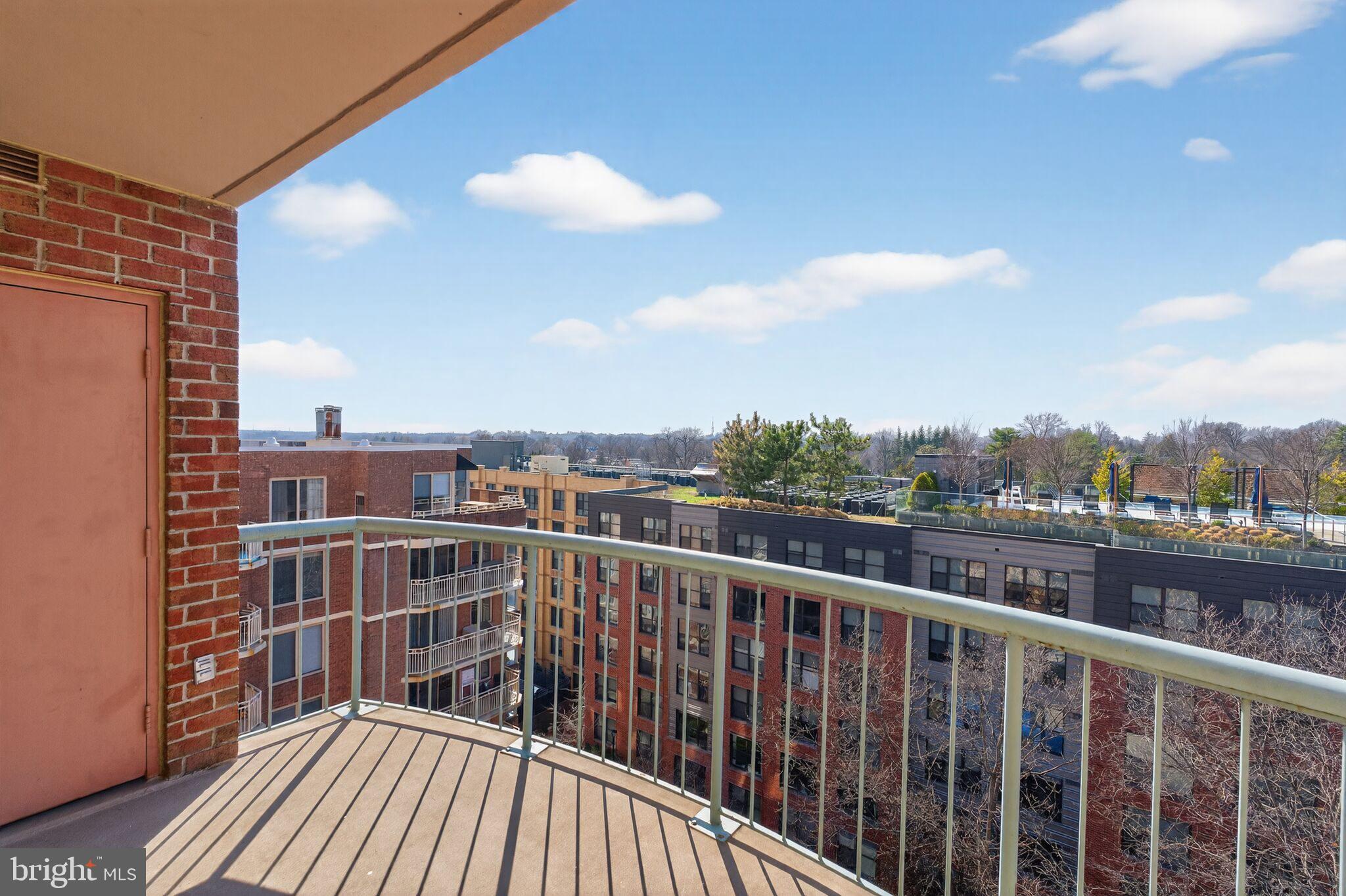 THE CHRISTOPHER - Residential