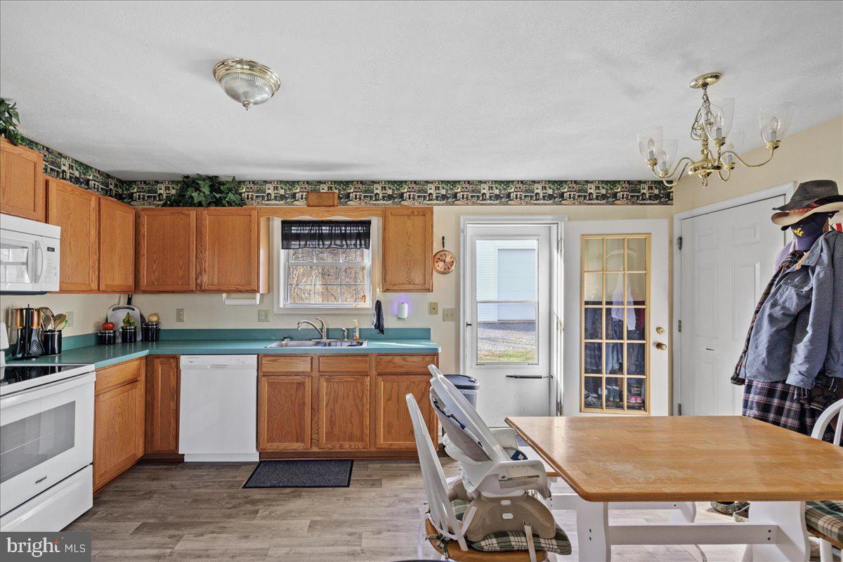 FOREST HEIGHTS - Residential