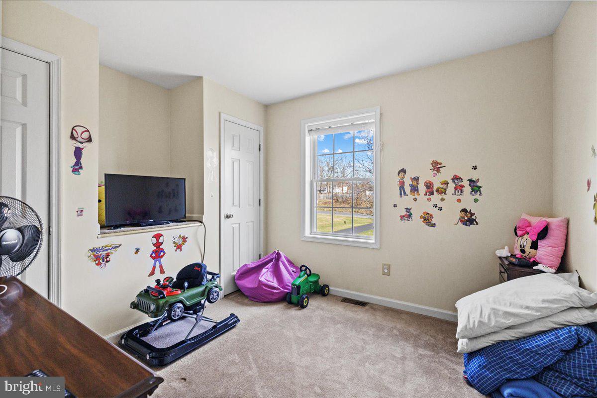 FOREST HEIGHTS - Residential