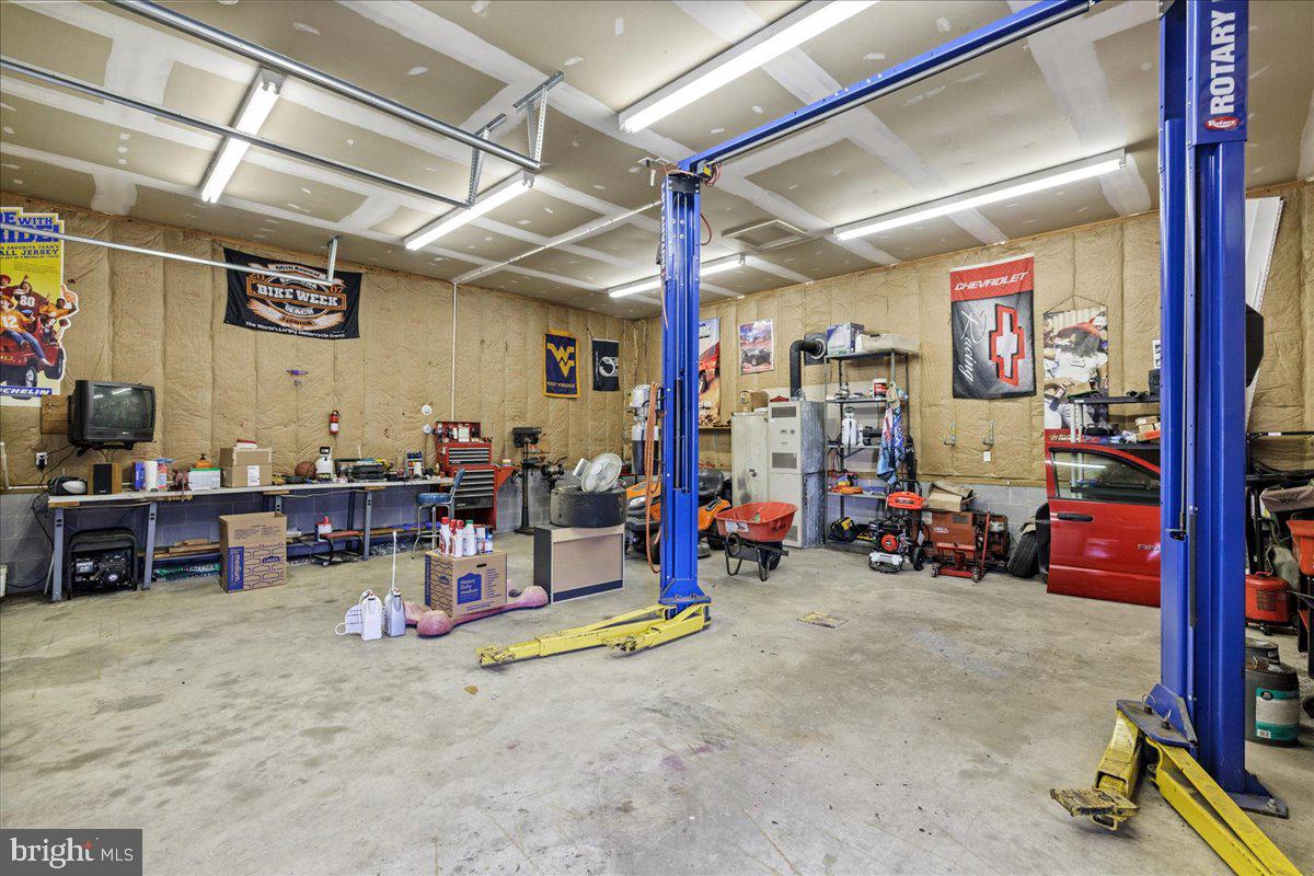 FOREST HEIGHTS - Residential