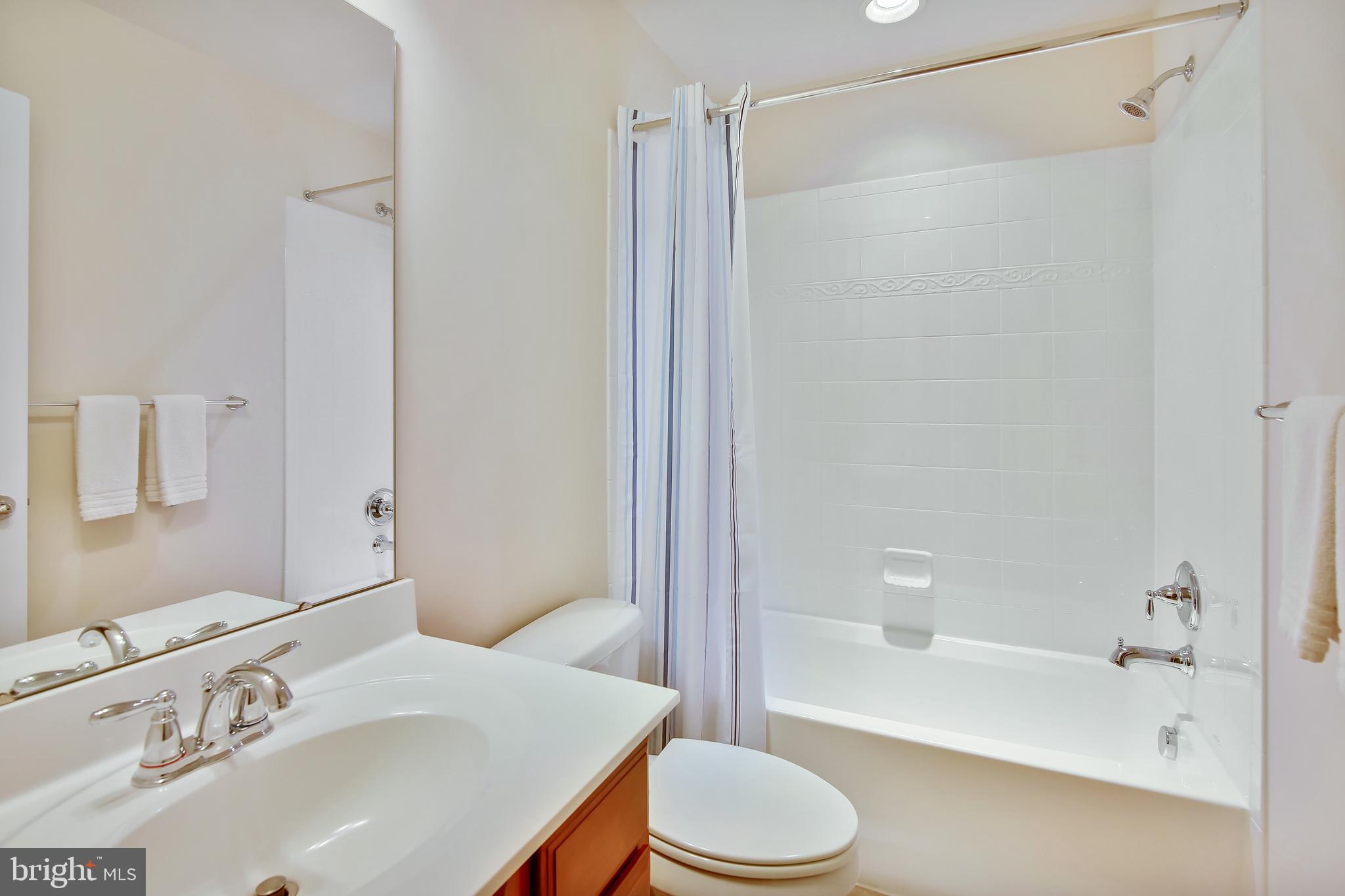 MEDLEY ESTATES - Residential