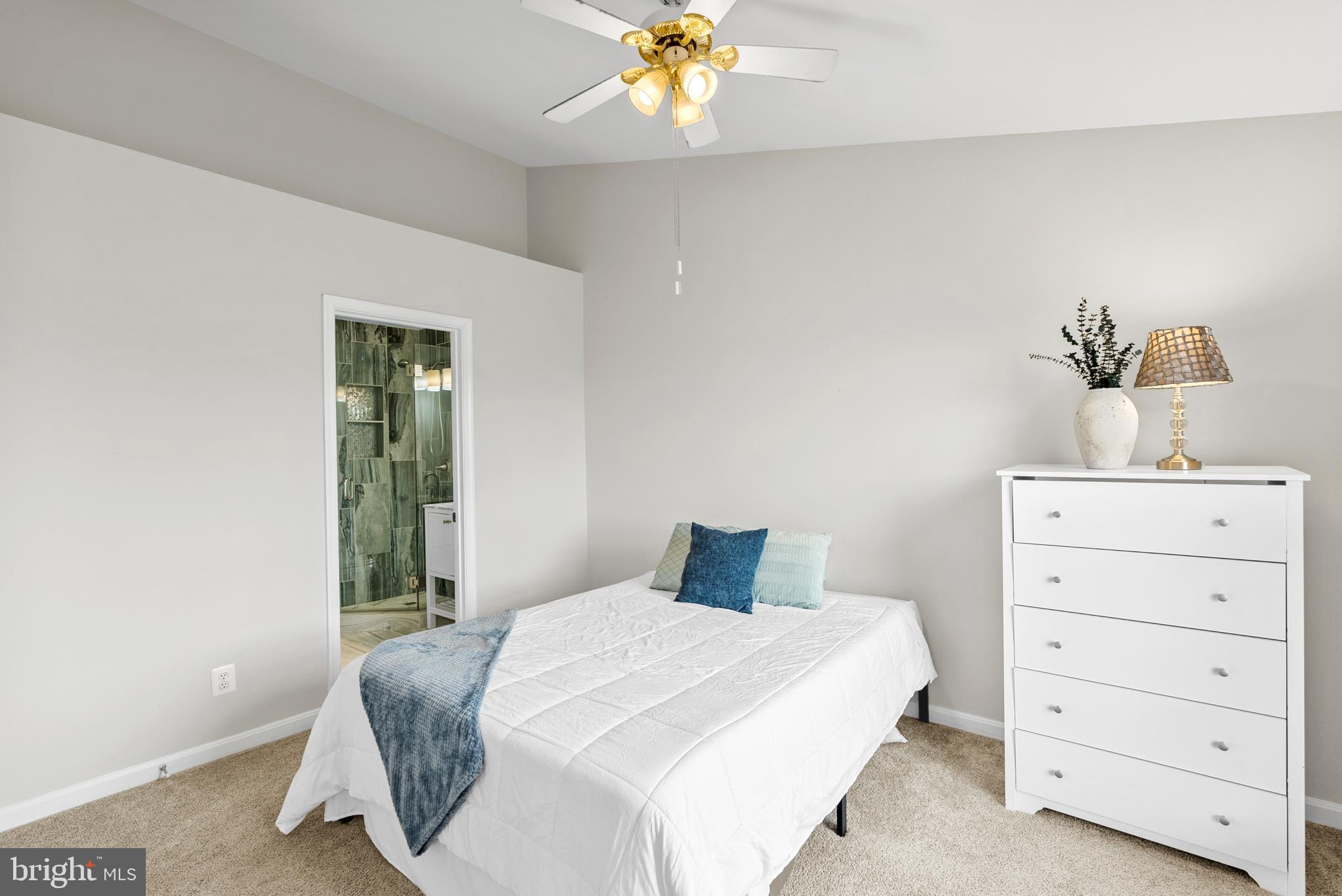 CHATHAM GREEN - Residential