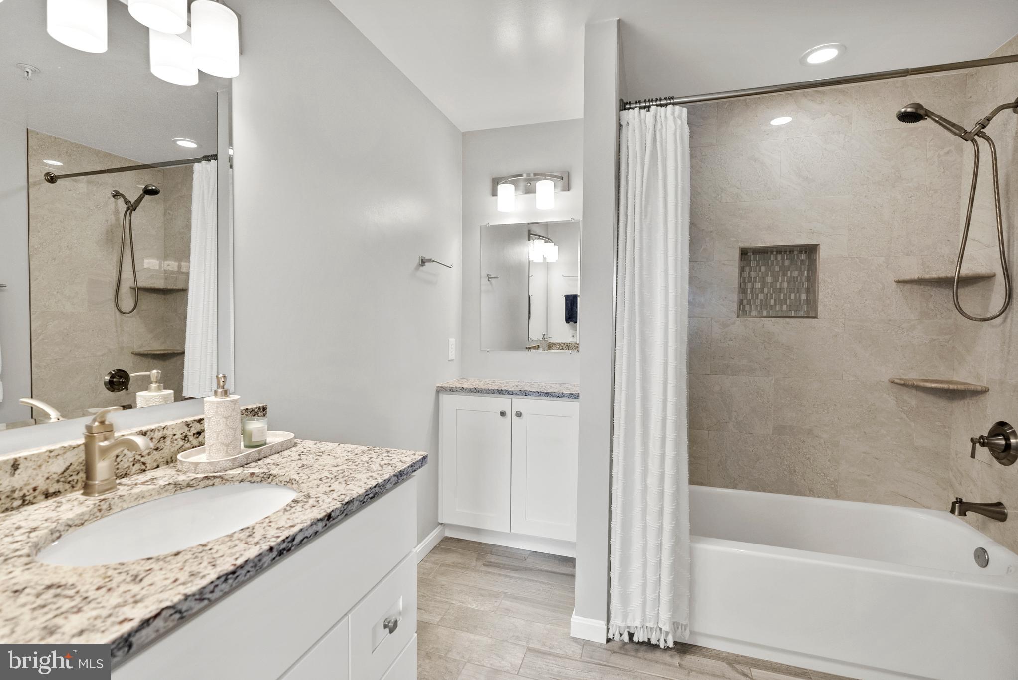 CHATHAM GREEN - Residential