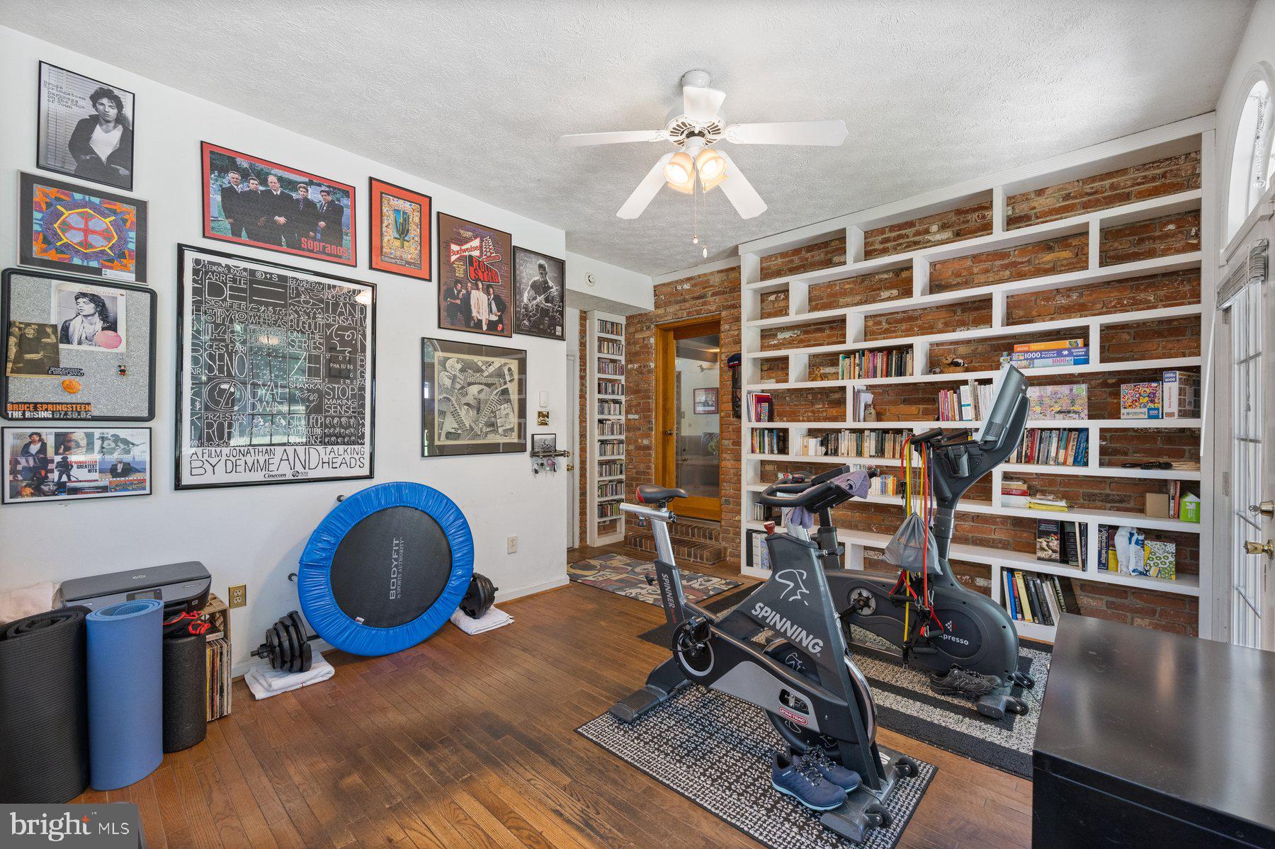 ALLVIEW ESTATES - Residential