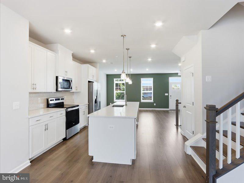 26052 RIDGE ROAD