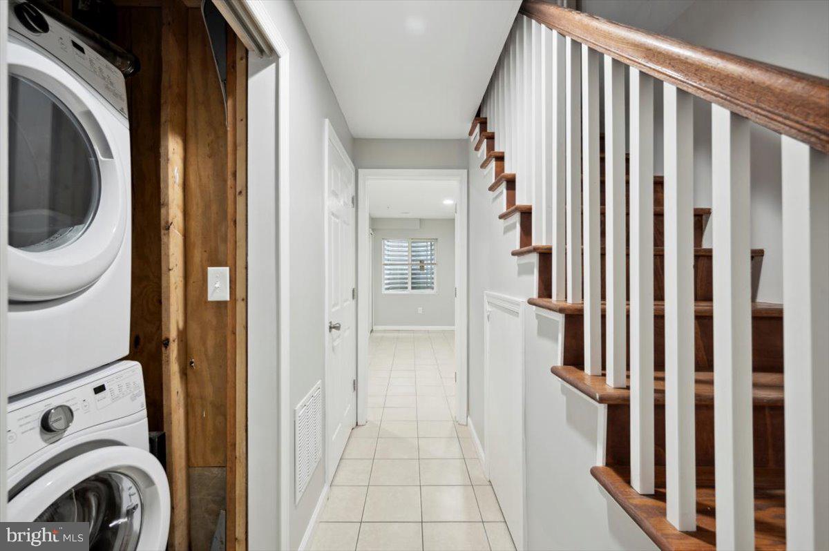 WASHINGTON SQ WEST - Residential Lease