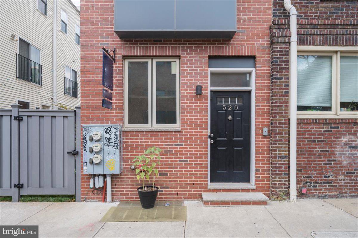 WASHINGTON SQ WEST - Residential Lease