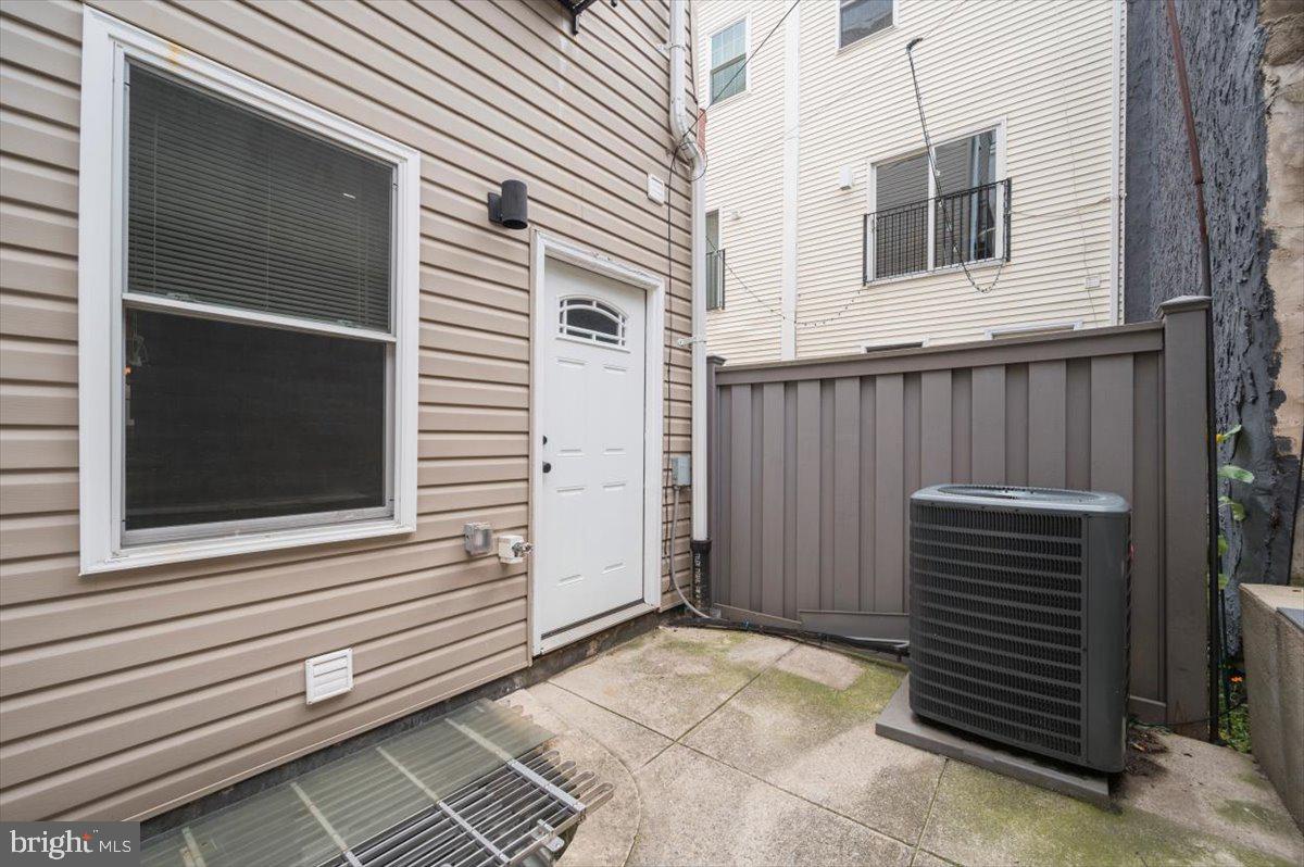 WASHINGTON SQ WEST - Residential Lease