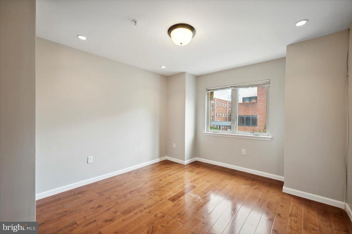 WASHINGTON SQ WEST - Residential Lease