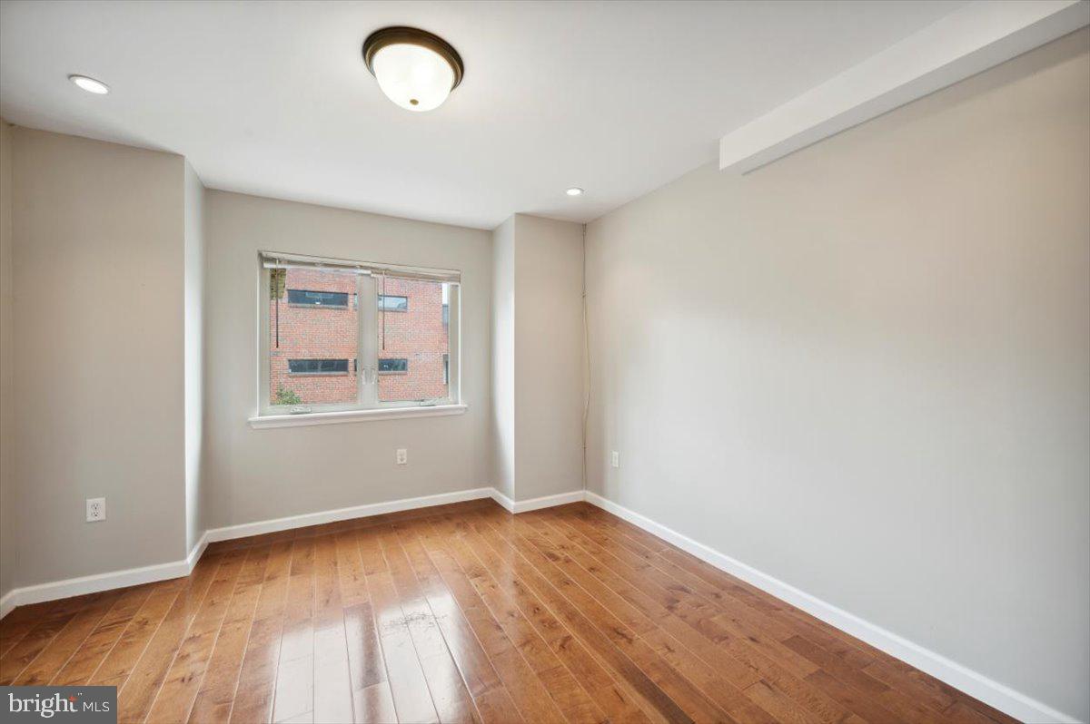 WASHINGTON SQ WEST - Residential Lease