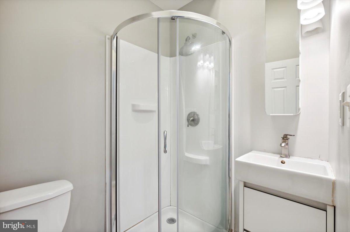 WASHINGTON SQ WEST - Residential Lease