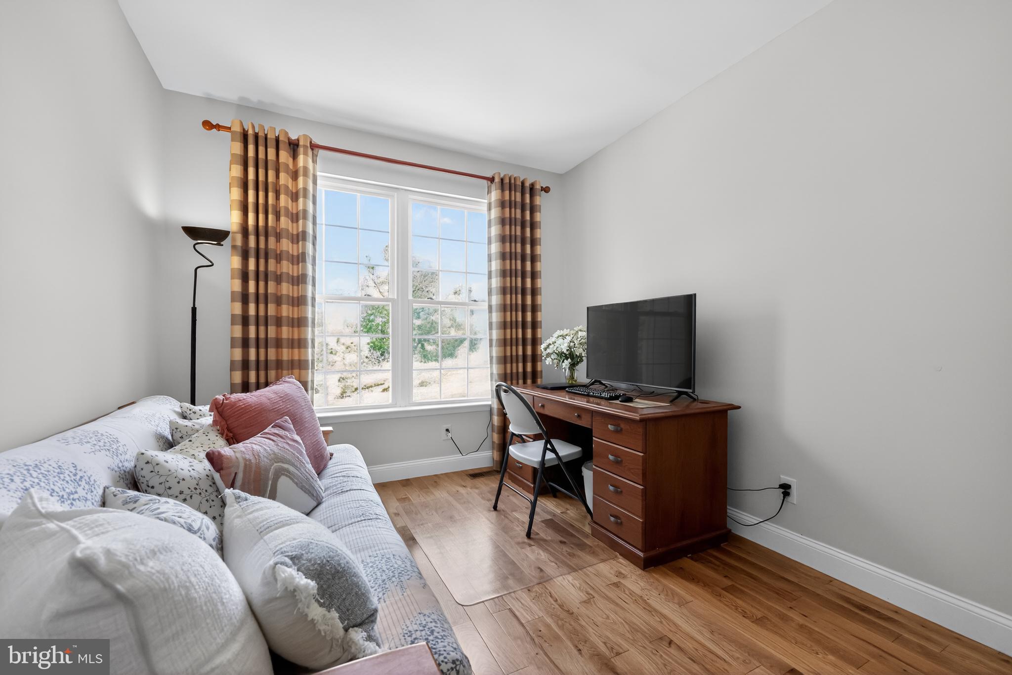 HOPEWELL - Residential