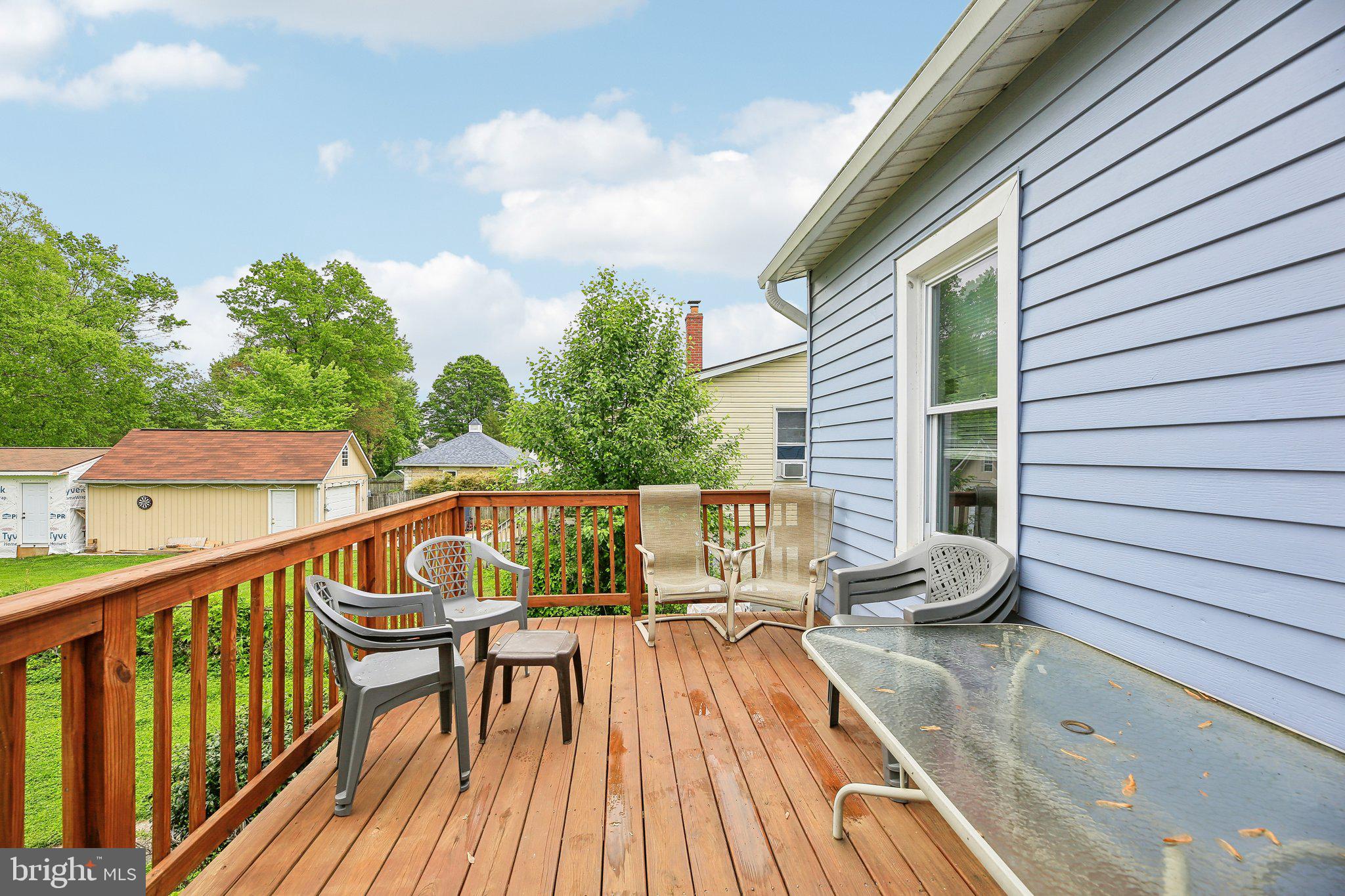 WOODSIDE - Residential