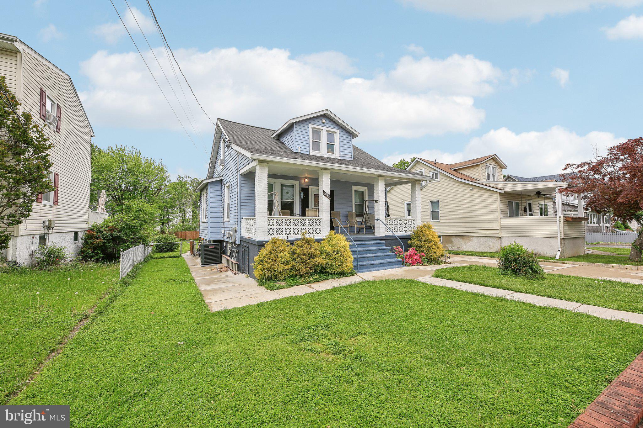 WOODSIDE - Residential