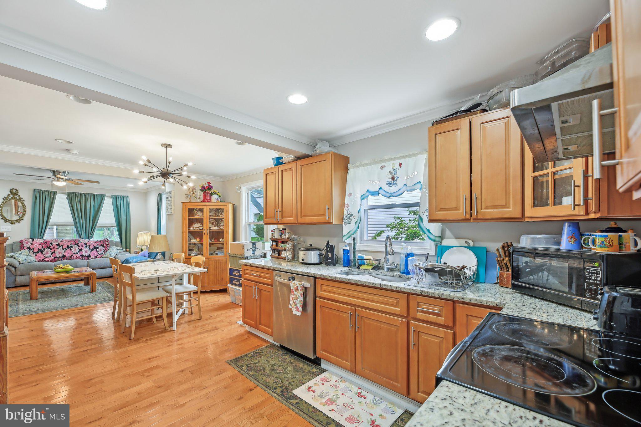 WOODSIDE - Residential